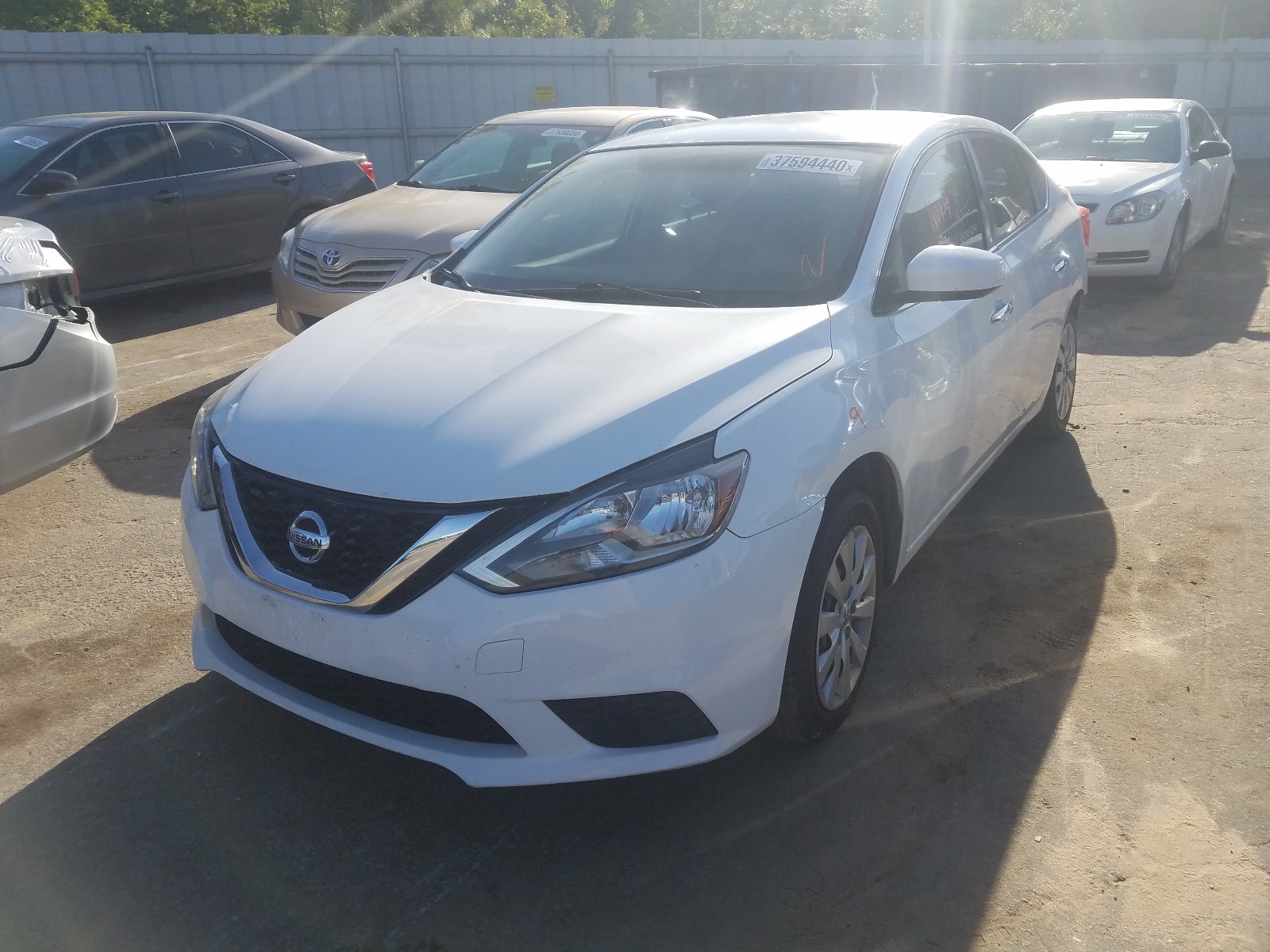 Photo 2 from auction – 2016 NISSAN SENTRA S with VIN 3N1AB7AP5GY273005