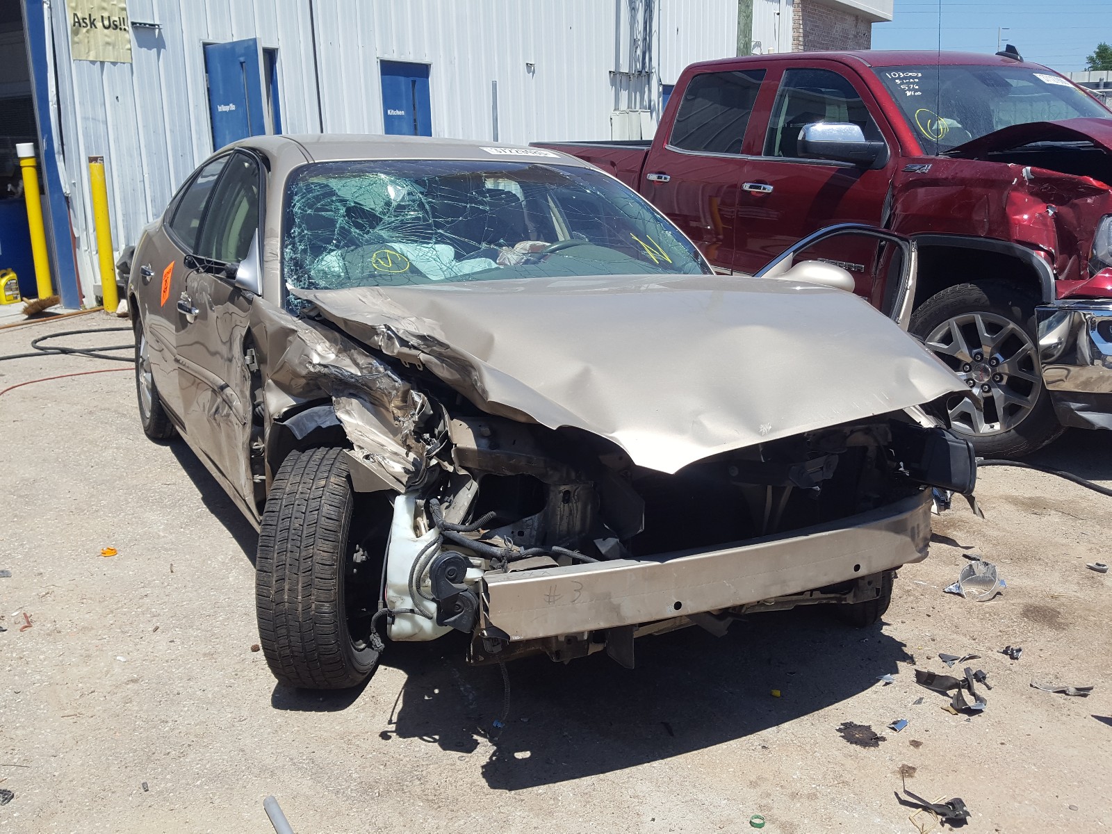 BUICK LACROSSE C 2005 with VIN 2G4WD532351303600 - Photo from auction