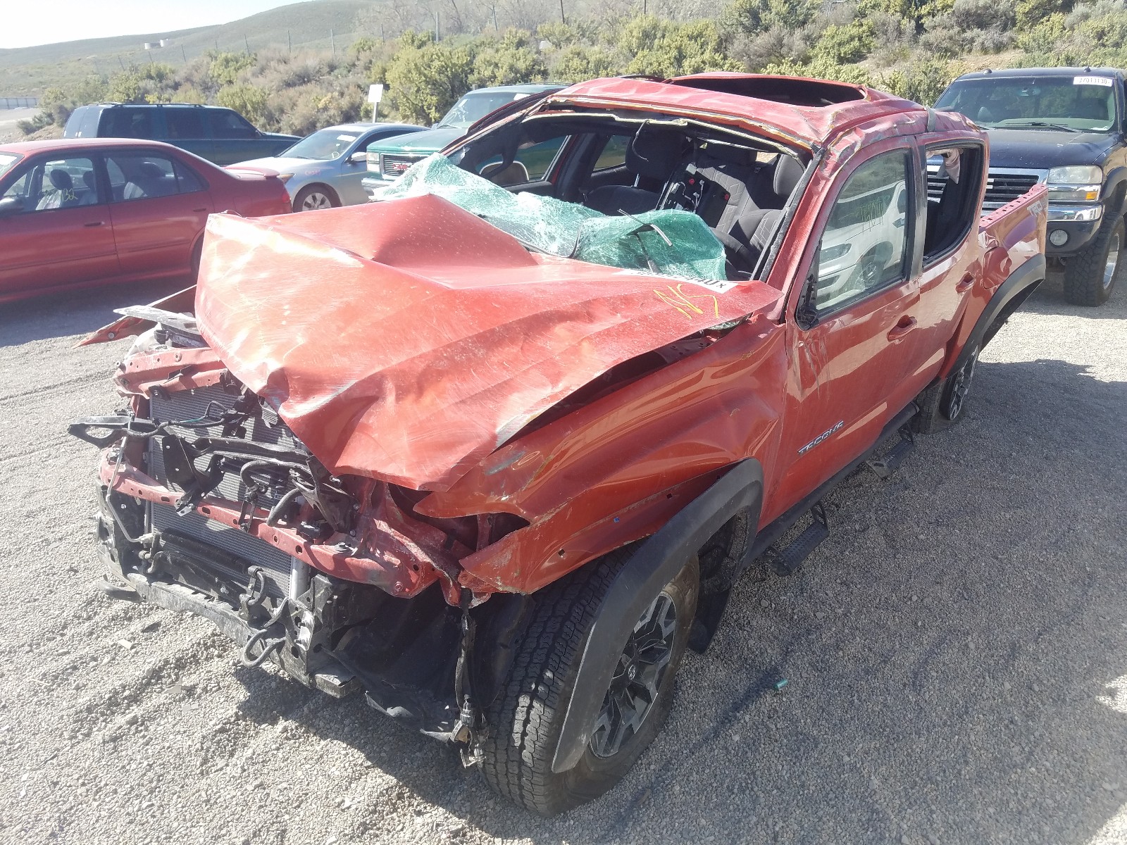 Photo 2 from auction – 2017 TOYOTA TACOMA DOU with VIN 3TMCZ5AN7HM102799