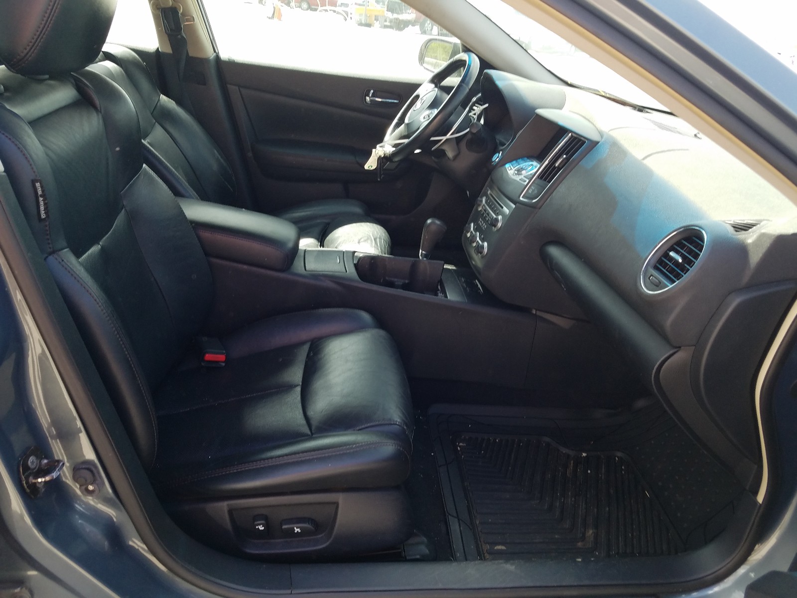 Photo 5 from auction – 2010 NISSAN MAXIMA S with VIN 1N4AA5APXAC834499