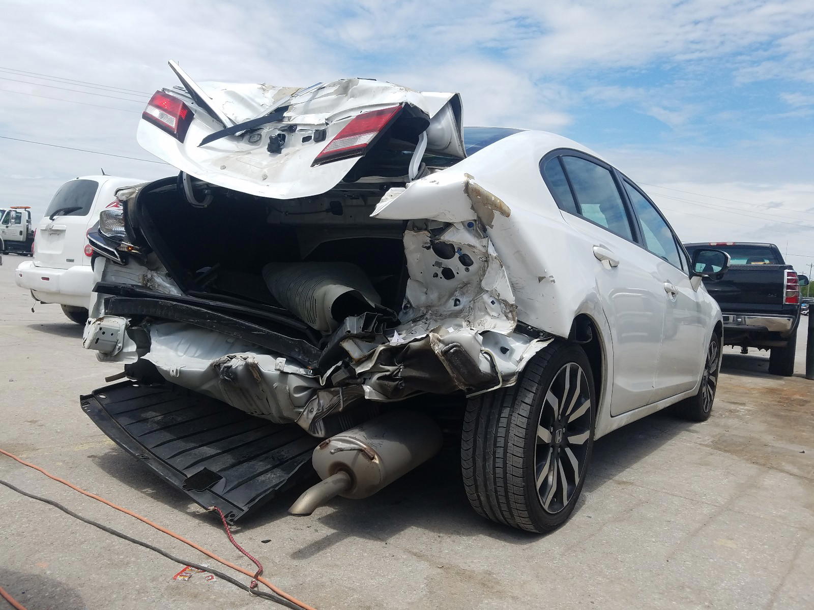 Photo 4 from auction – 2015 HONDA CIVIC EXL with VIN 19XFB2F99FE009687