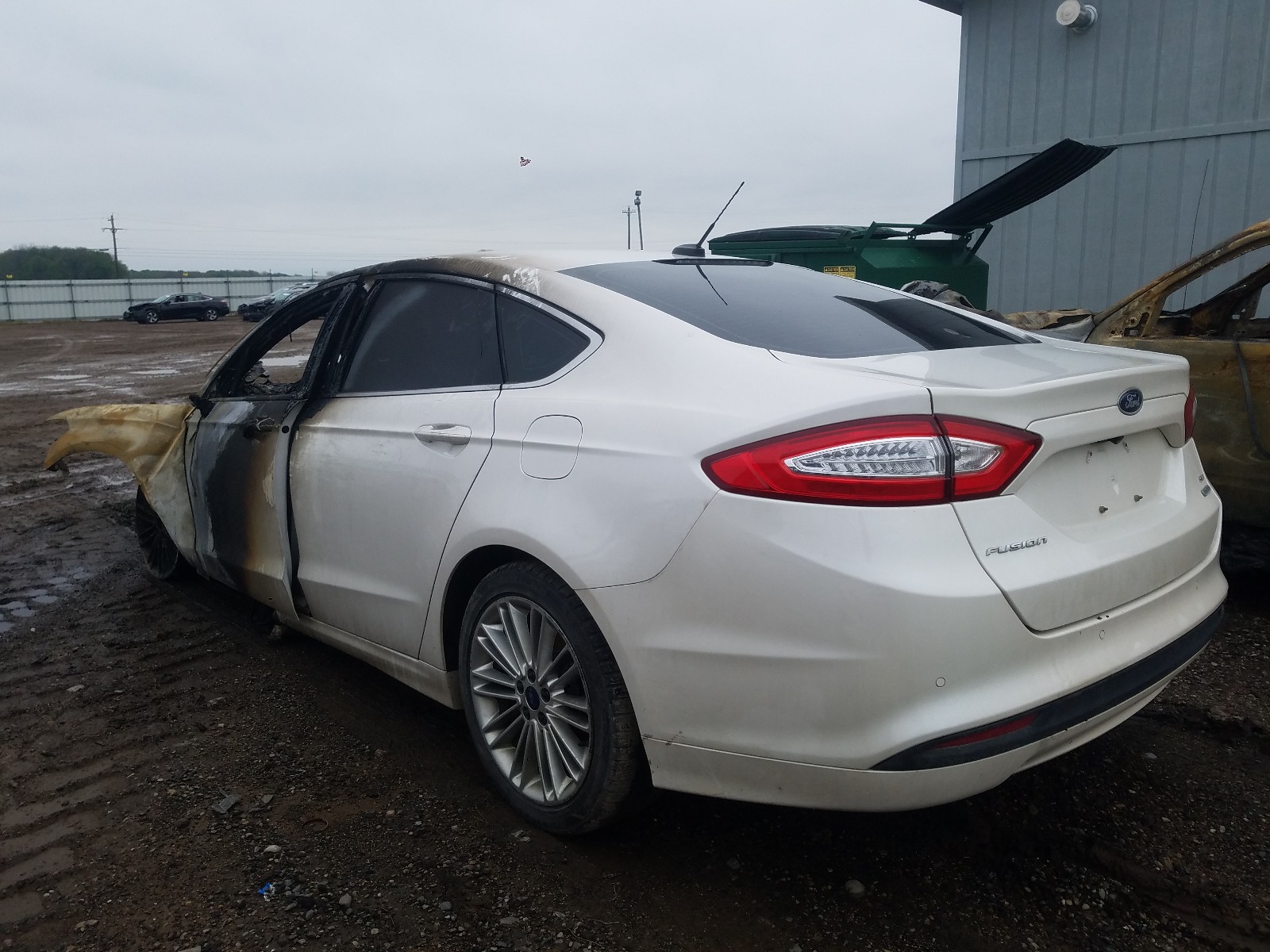 Photo 3 from auction – 2016 FORD FUSION SE with VIN 3FA6P0HD5GR110040