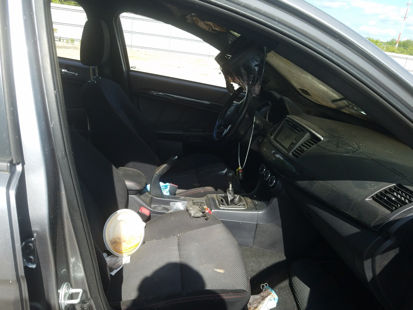 Photo 5 from auction – 2015 MITSUBISHI LANCER EVO with VIN JA32W7FV2FU027882