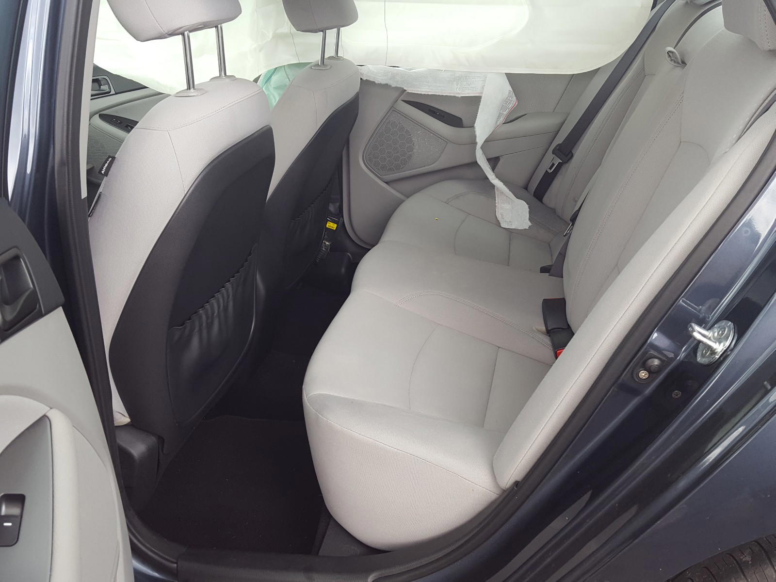 Photo 6 from auction – 2015 KIA OPTIMA LX with VIN KNAGM4A73F5557614