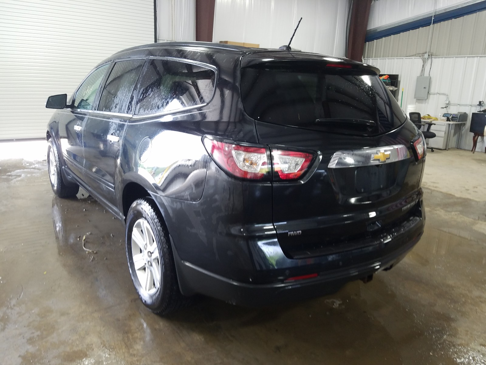 Photo 3 from auction – 2014 CHEVROLET TRAVERSE L with VIN 1GNKVGKD3EJ207087