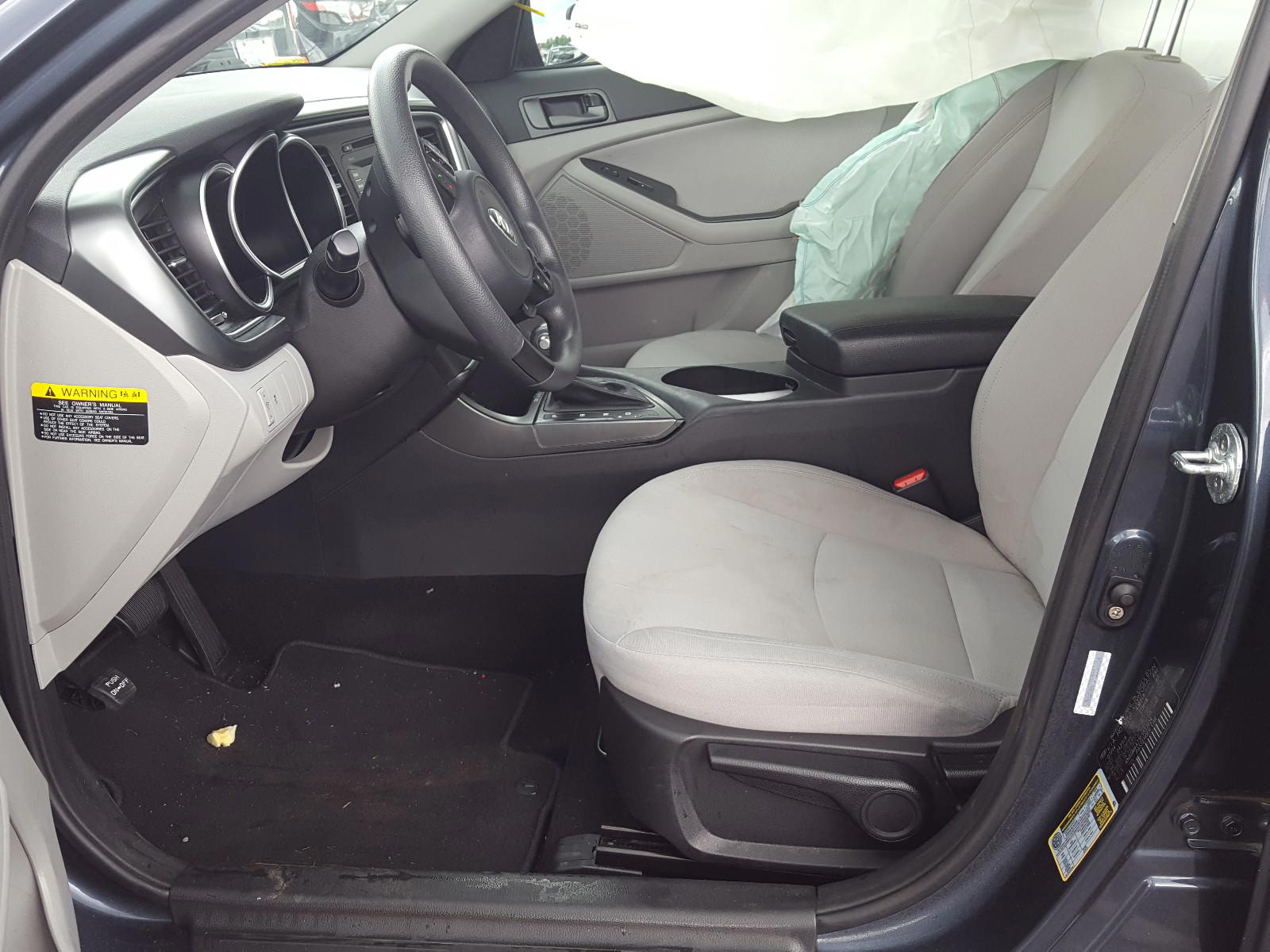 Photo 5 from auction – 2015 KIA OPTIMA LX with VIN KNAGM4A73F5557614