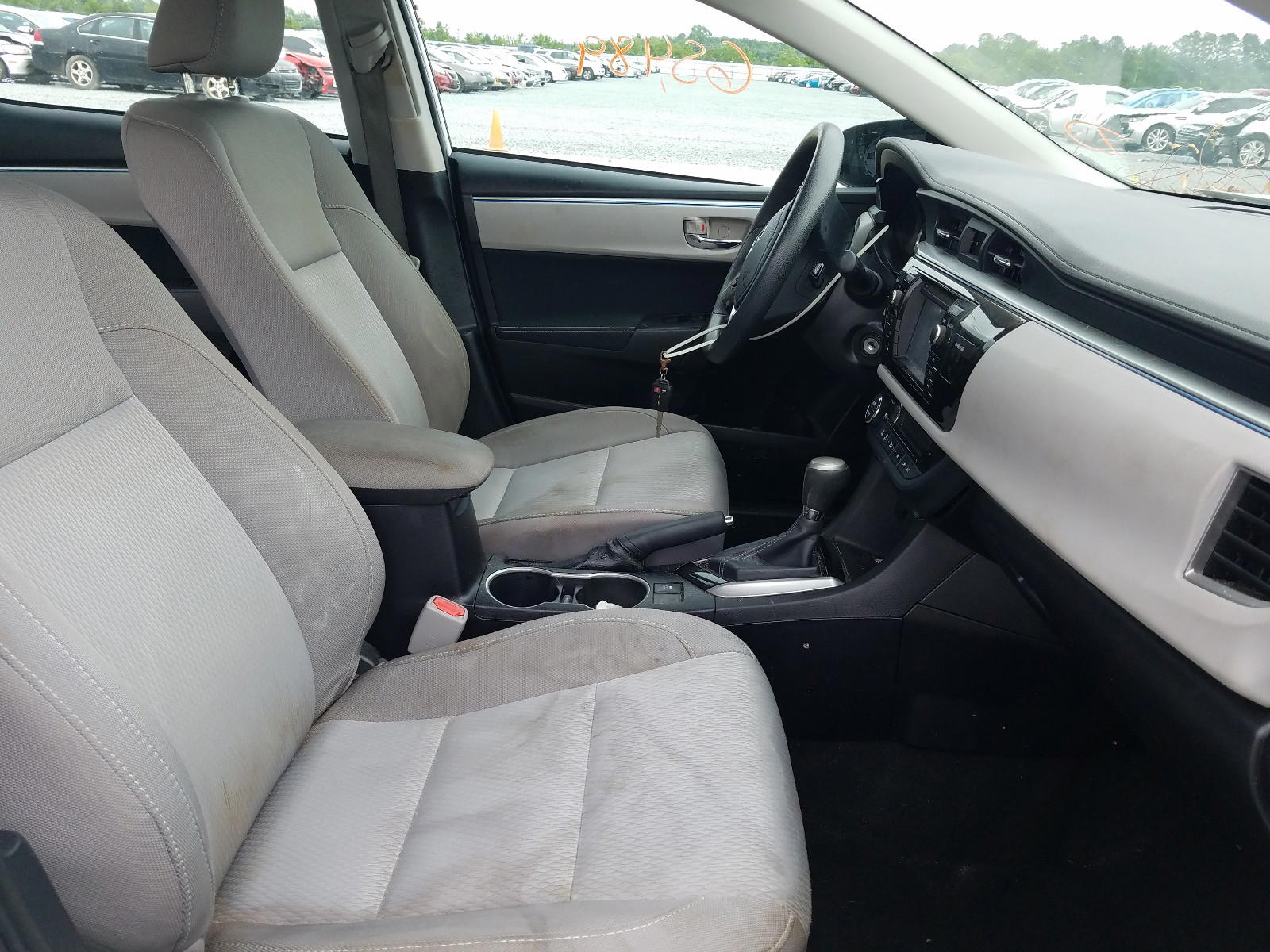 Photo 5 from auction – 2015 TOYOTA COROLLA L with VIN 2T1BURHE8FC464458