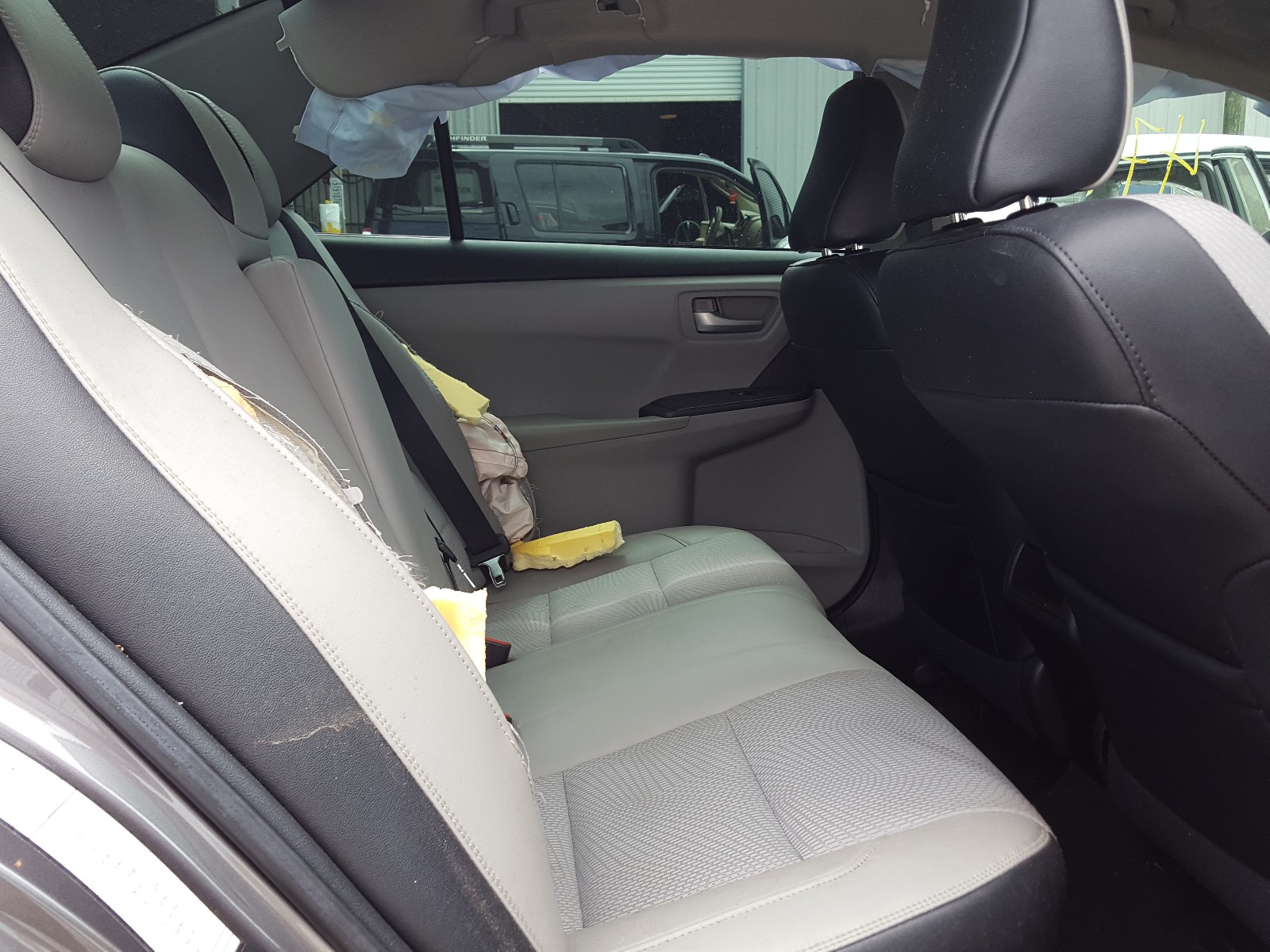 Photo 6 from auction – 2016 TOYOTA CAMRY LE with VIN 4T1BF1FK8GU579016
