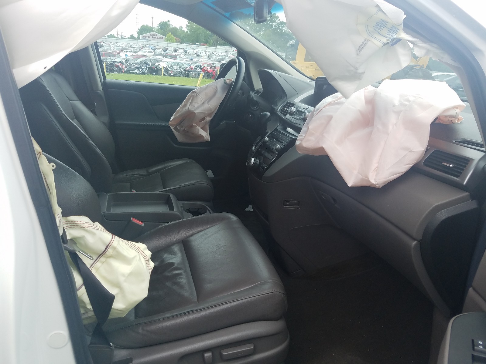 Photo 5 from auction – 2013 HONDA ODYSSEY TO with VIN 5FNRL5H94DB005398