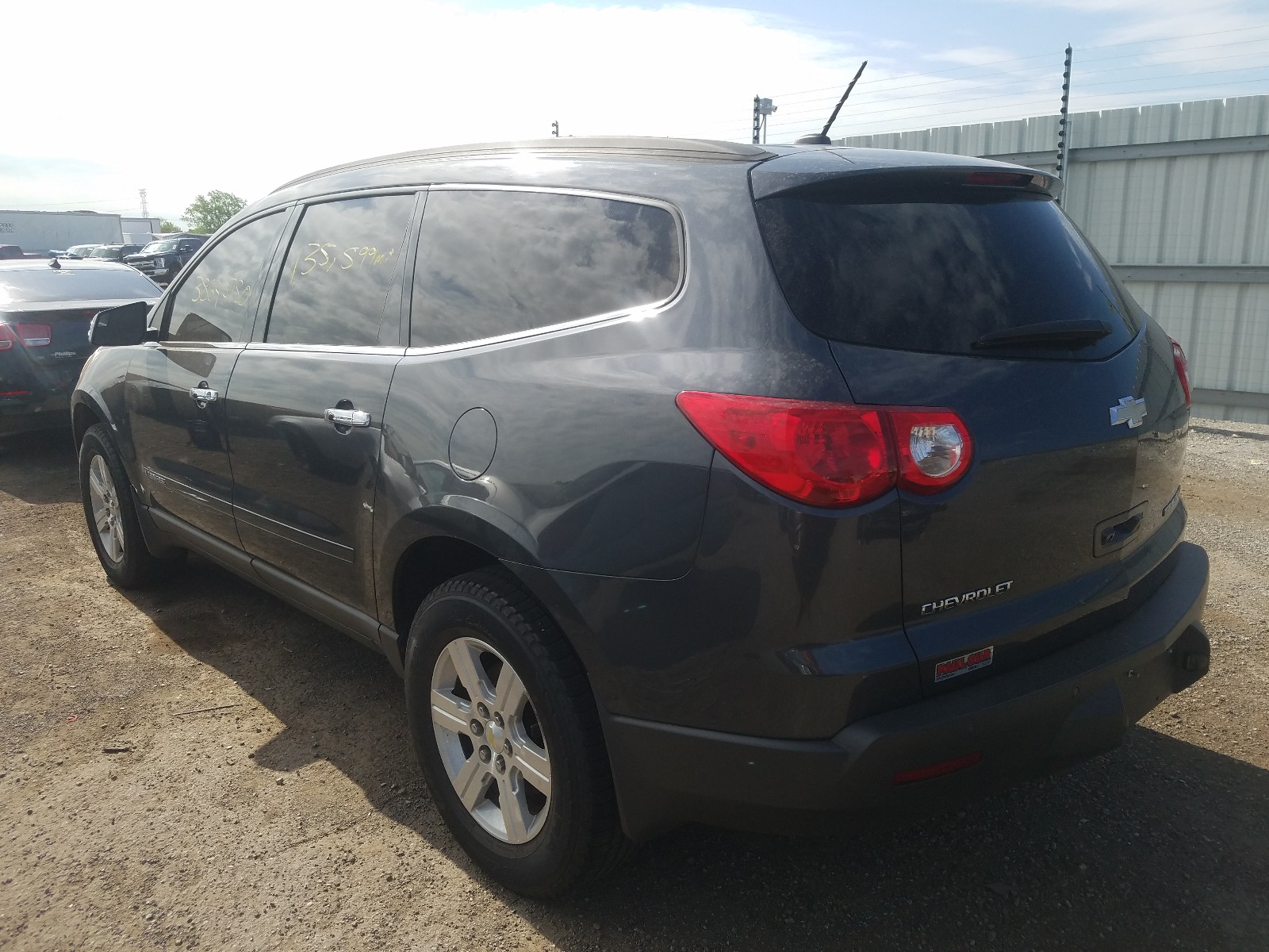 Photo 3 from auction – 2009 CHEVROLET TRAVERSE L with VIN 1GNER23D59S143413