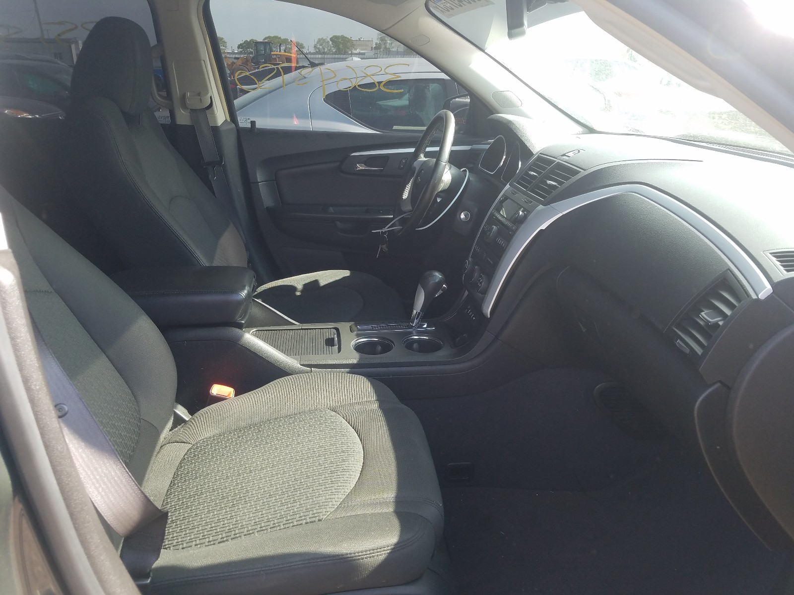 Photo 5 from auction – 2009 CHEVROLET TRAVERSE L with VIN 1GNER23D59S143413