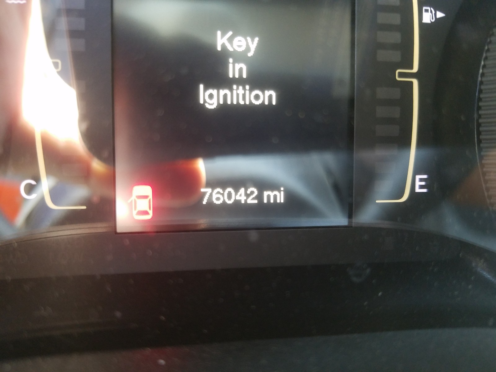 Photo 8 from auction – 2018 JEEP CHEROKEE L with VIN 1C4PJLCB4JD551648