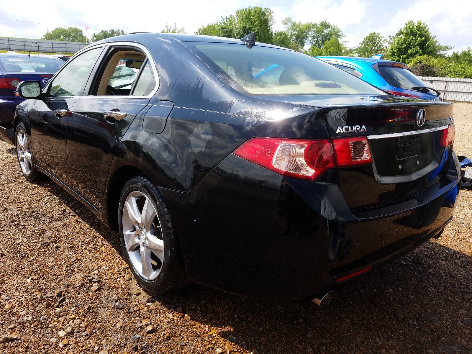 Photo 3 from auction – 2013 ACURA TSX with VIN JH4CU2F44DC001579