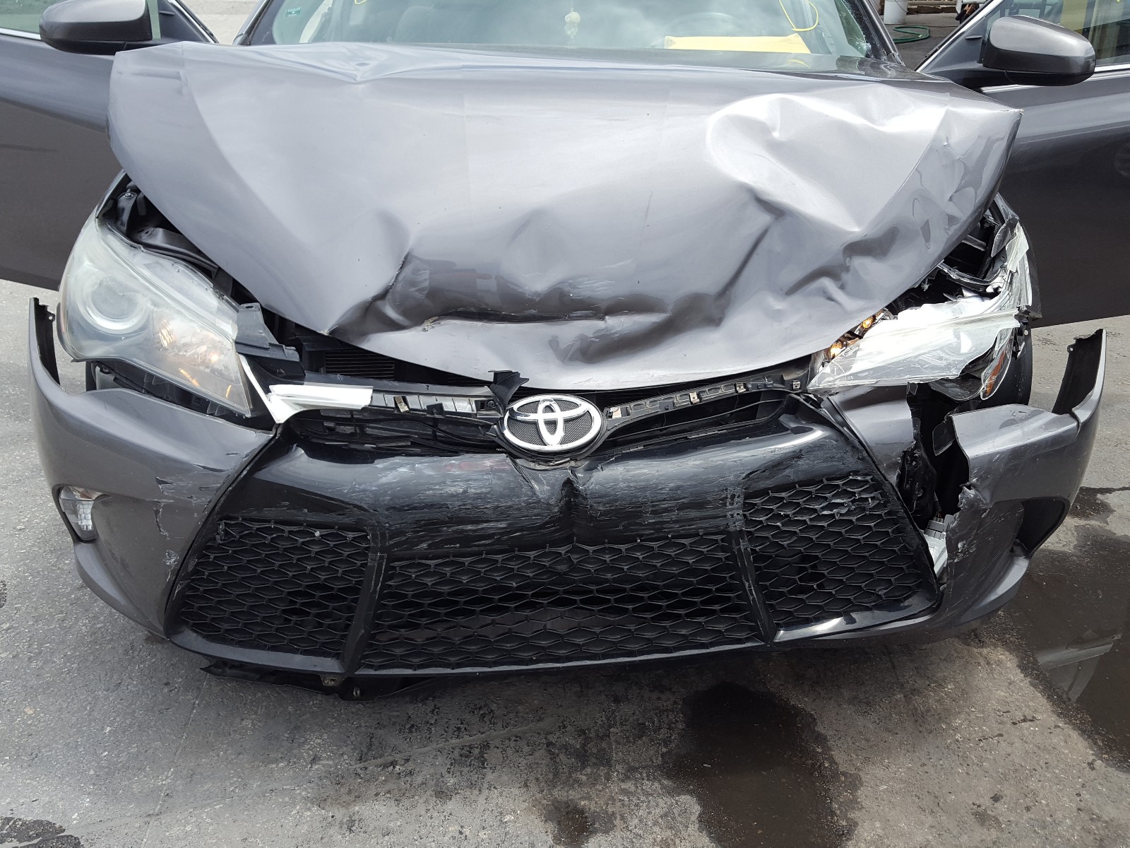 Photo 7 from auction – 2016 TOYOTA CAMRY LE with VIN 4T1BF1FK8GU579016