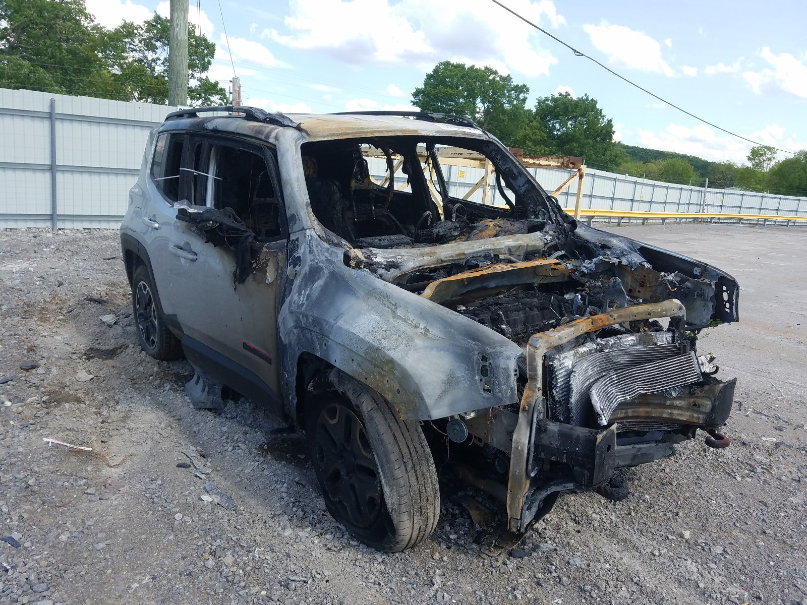 Photo 1 from auction – 2017 JEEP RENEGADE T with VIN ZACCJBCB6HPF17229
