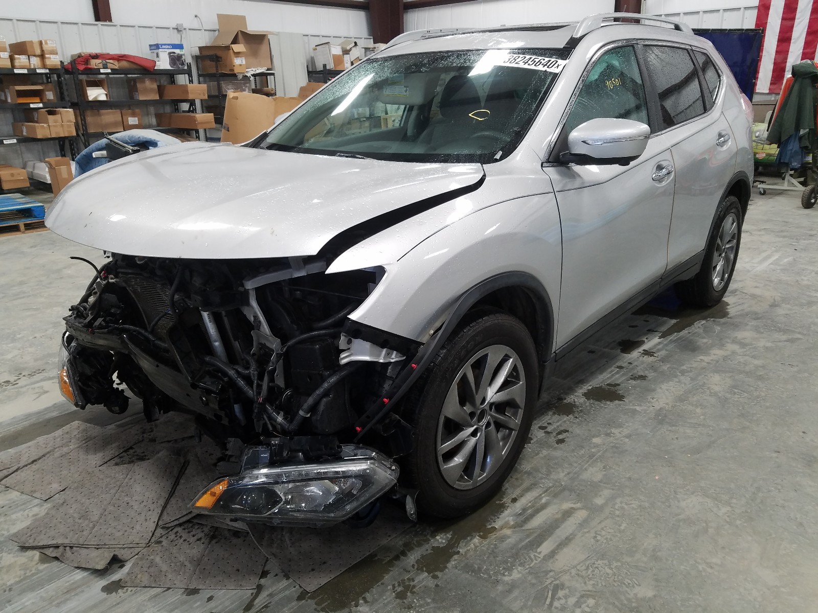 Photo 2 from auction – 2015 NISSAN ROGUE S with VIN 5N1AT2MV0FC922204