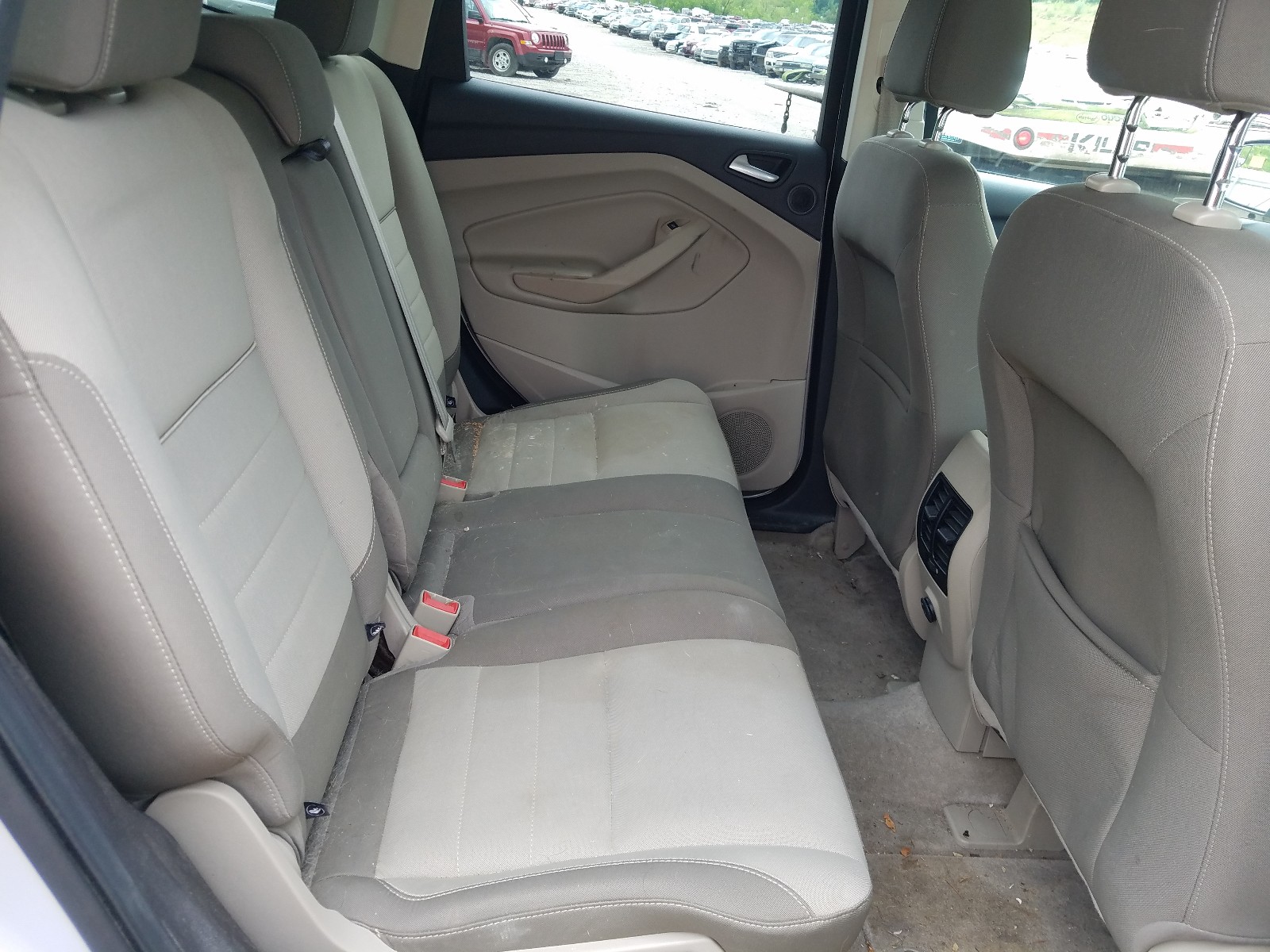 Photo 6 from auction – 2013 FORD ESCAPE SE with VIN 1FMCU0GX7DUB52744