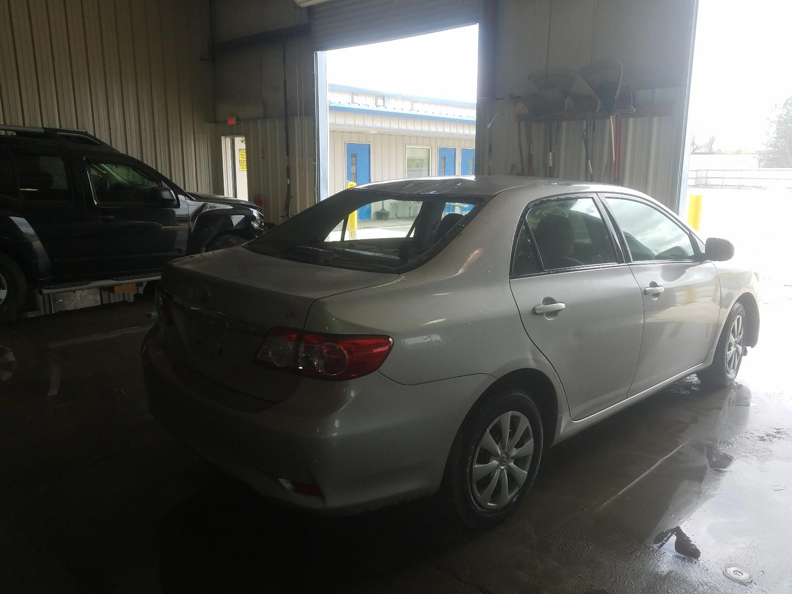 Photo 4 from auction – 2011 TOYOTA COROLLA BA with VIN JTDBU4EE2B9151736