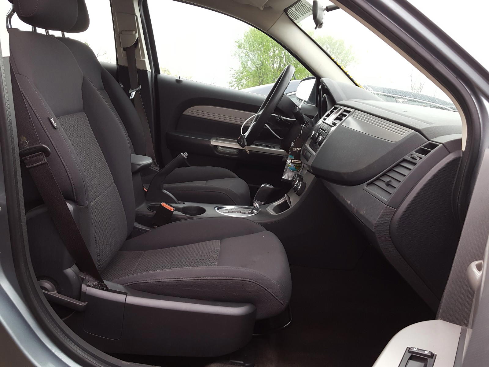 Photo 5 from auction – 2010 CHRYSLER SEBRING TO with VIN 1C3CC4FB5AN207190