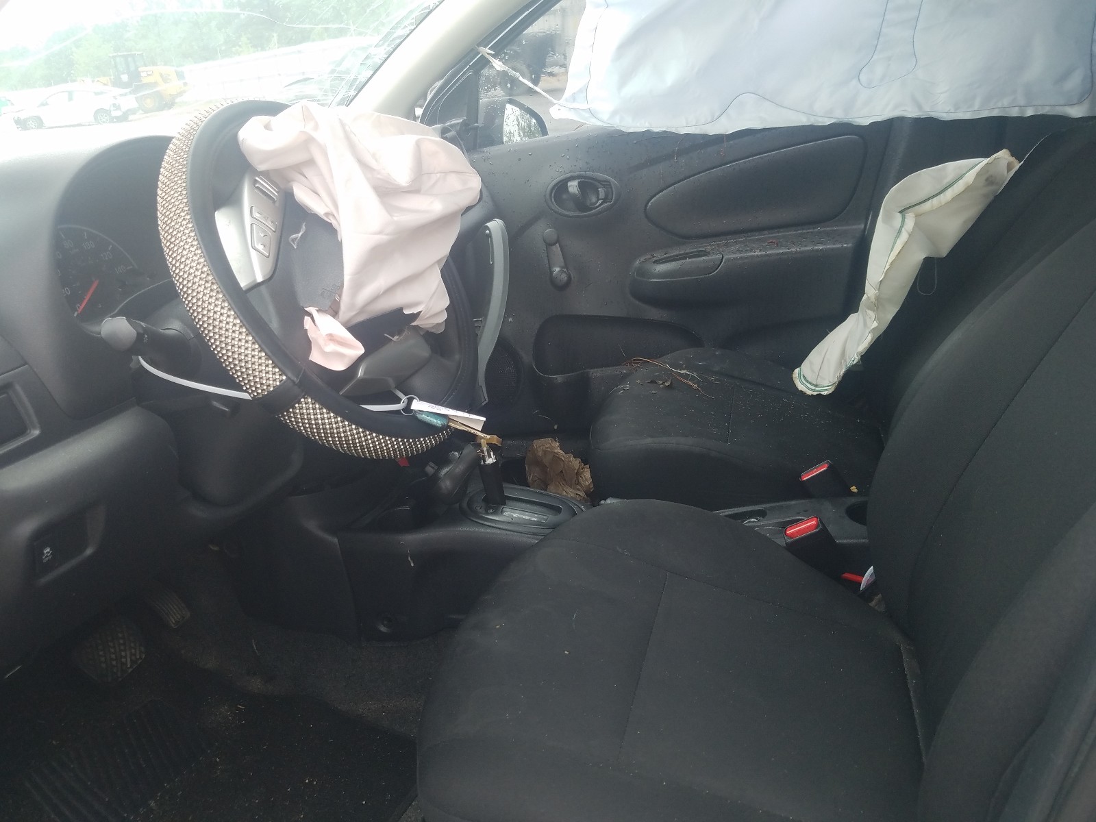 Photo 5 from auction – 2015 NISSAN VERSA S with VIN 3N1CN7APXFL878555