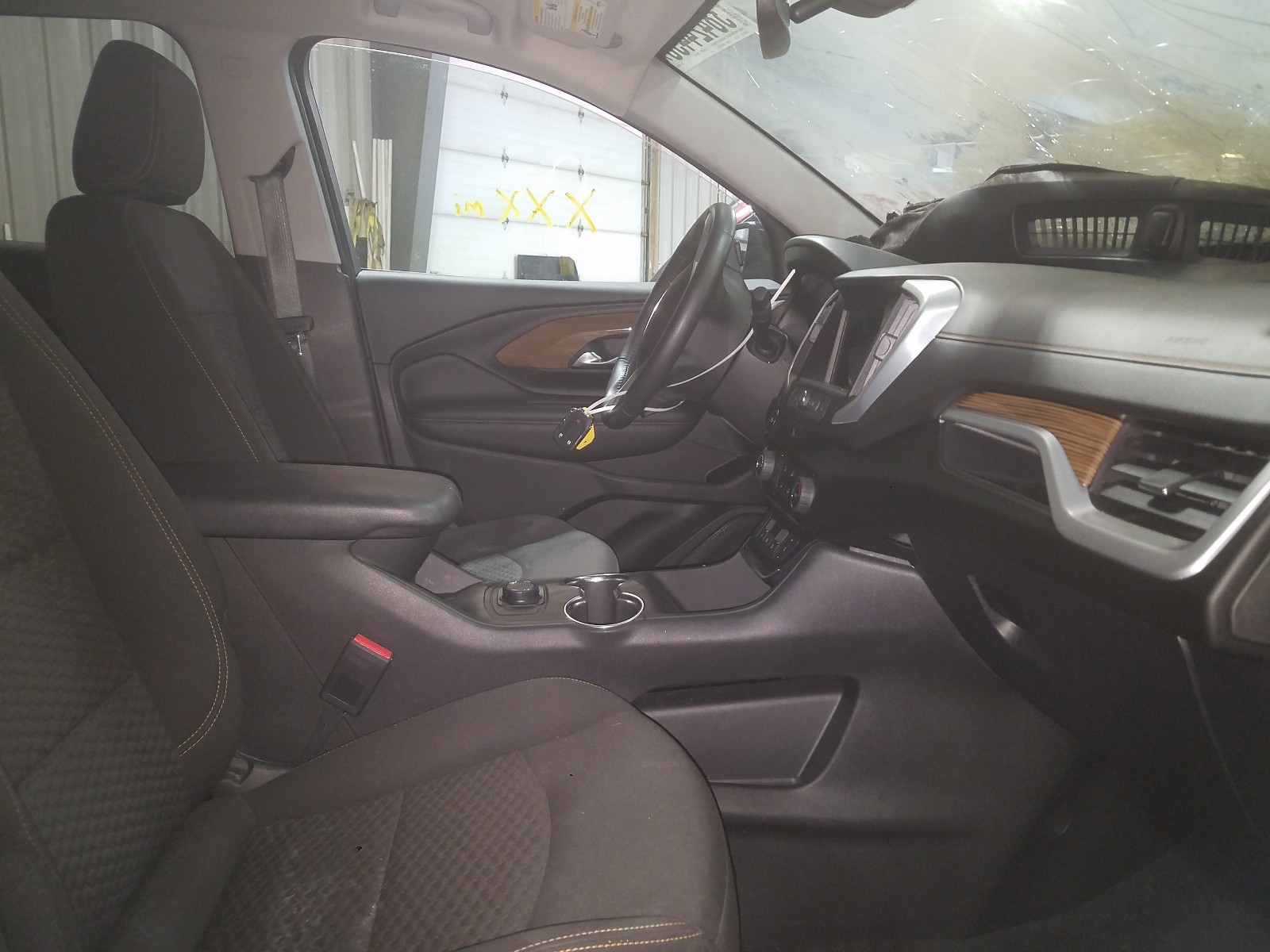 Photo 15 from auction – 2018 GMC TERRAIN SL with VIN 3GKALTEV5JL289452