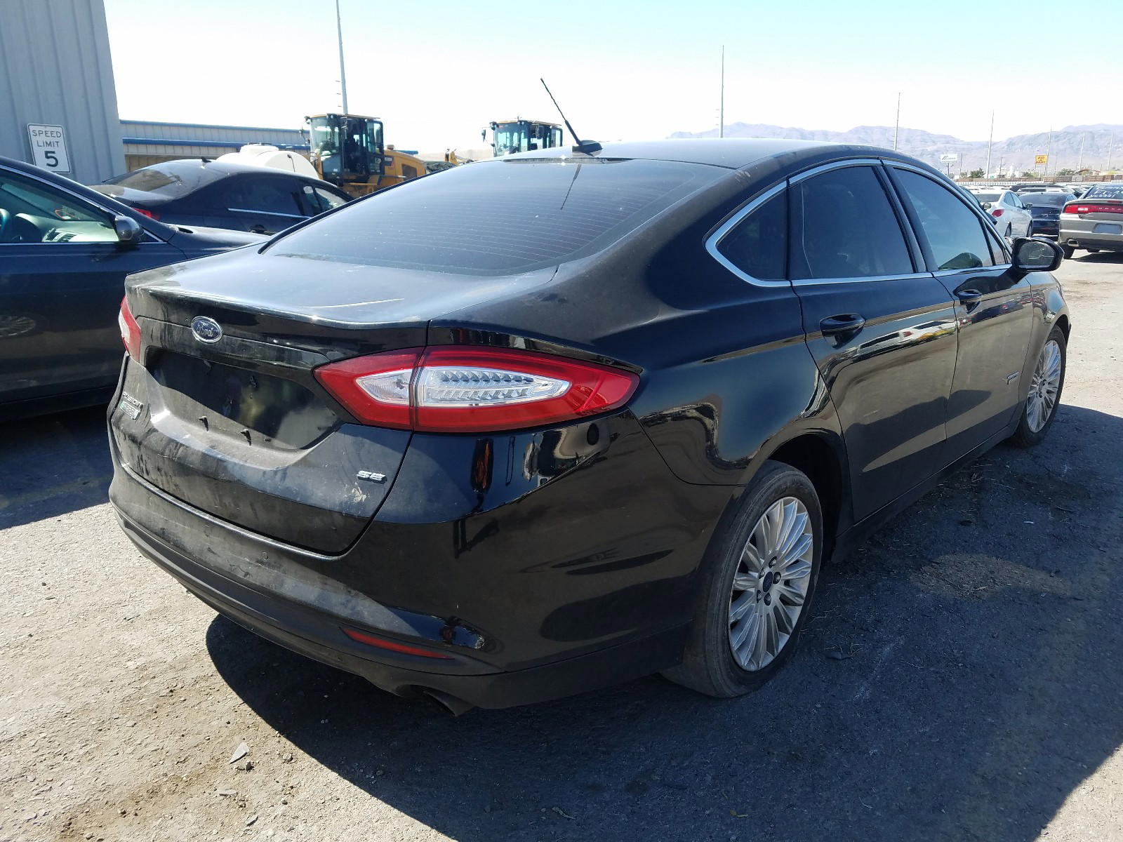 Photo 4 from auction – 2016 FORD FUSION SE with VIN 3FA6P0PU7GR315411