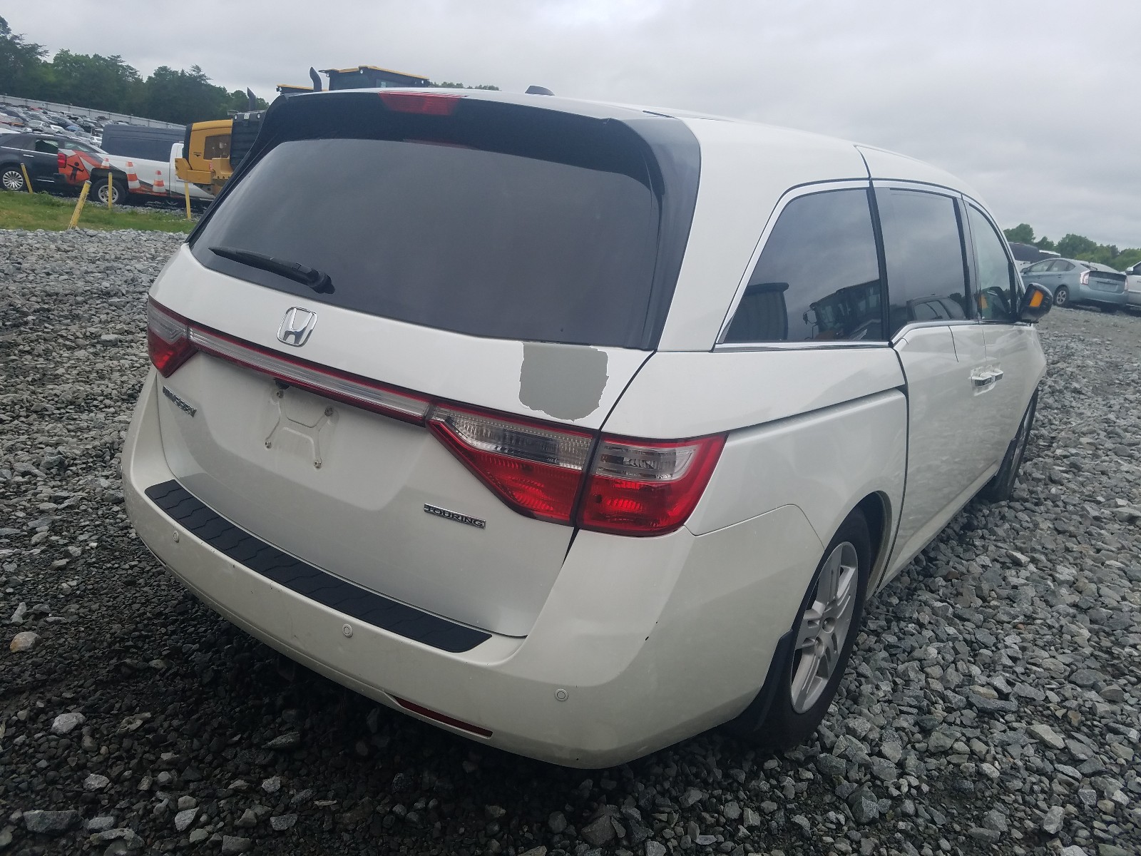 Photo 4 from auction – 2013 HONDA ODYSSEY TO with VIN 5FNRL5H94DB005398