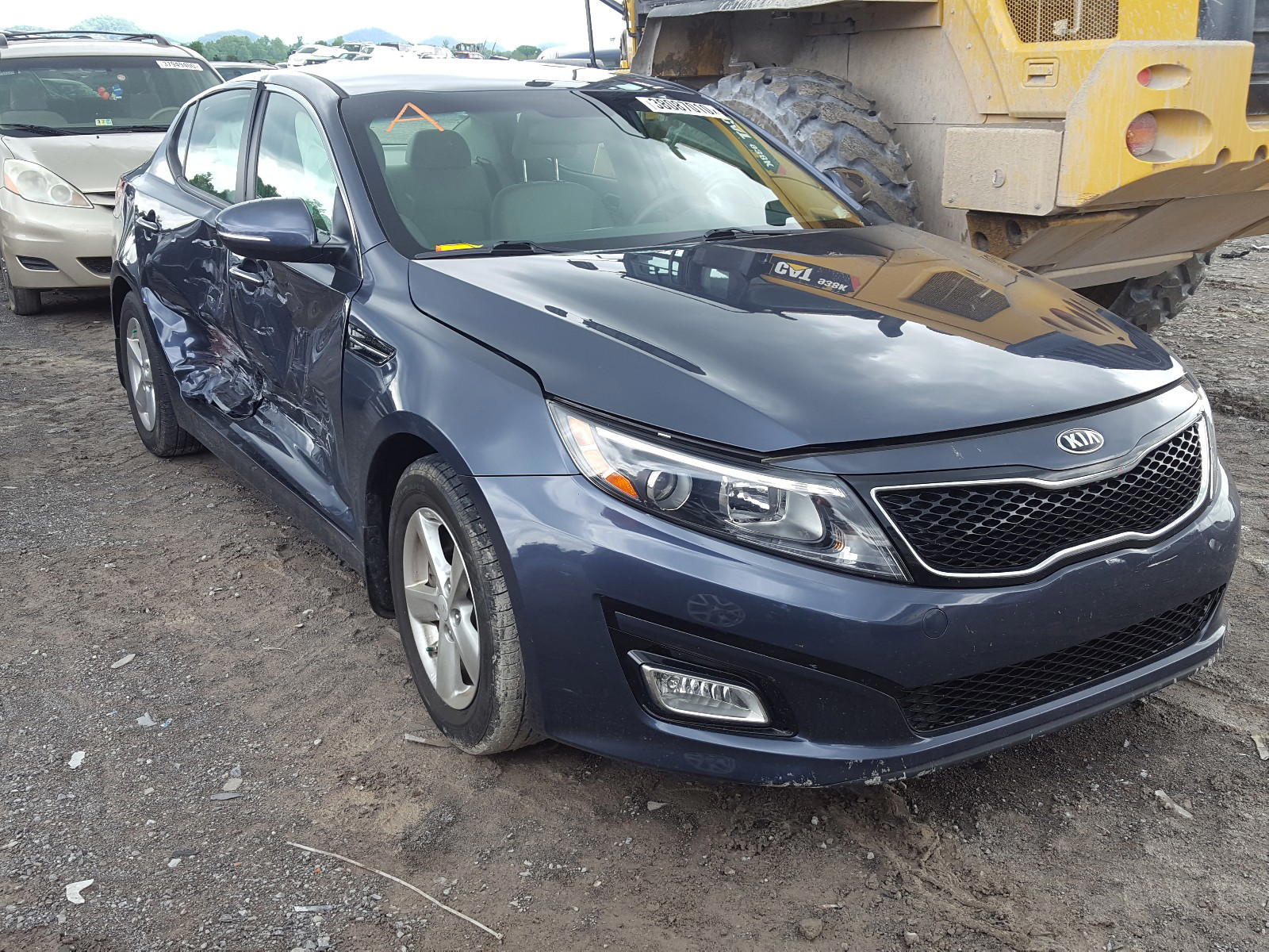 KIA OPTIMA LX 2015 with VIN KNAGM4A73F5557614 - Photo from auction