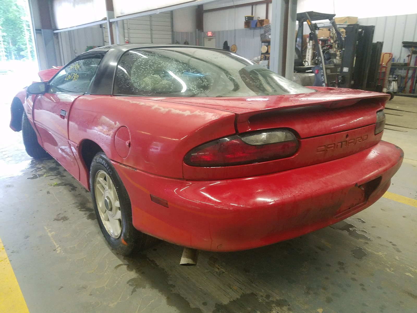 Photo 3 from auction – 1993 CHEVROLET CAMARO with VIN 2G1FP22S5P2115792