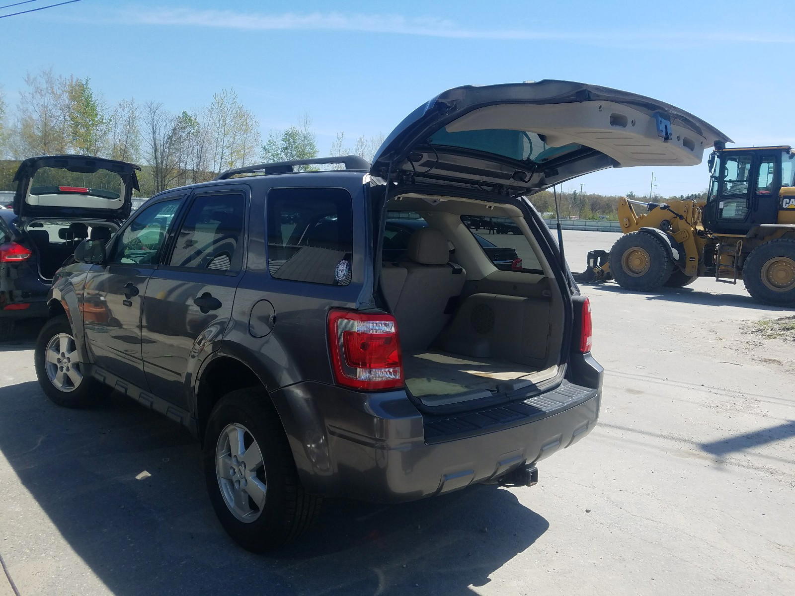 Photo 3 from auction – 2012 FORD ESCAPE XLT with VIN 1FMCU9DG9CKA80349