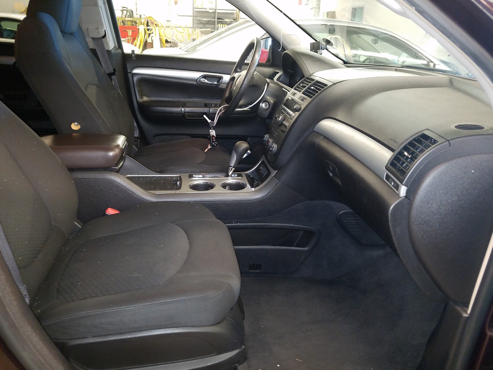 Photo 5 from auction – 2009 SATURN OUTLOOK XE with VIN 5GZEV13D79J127085