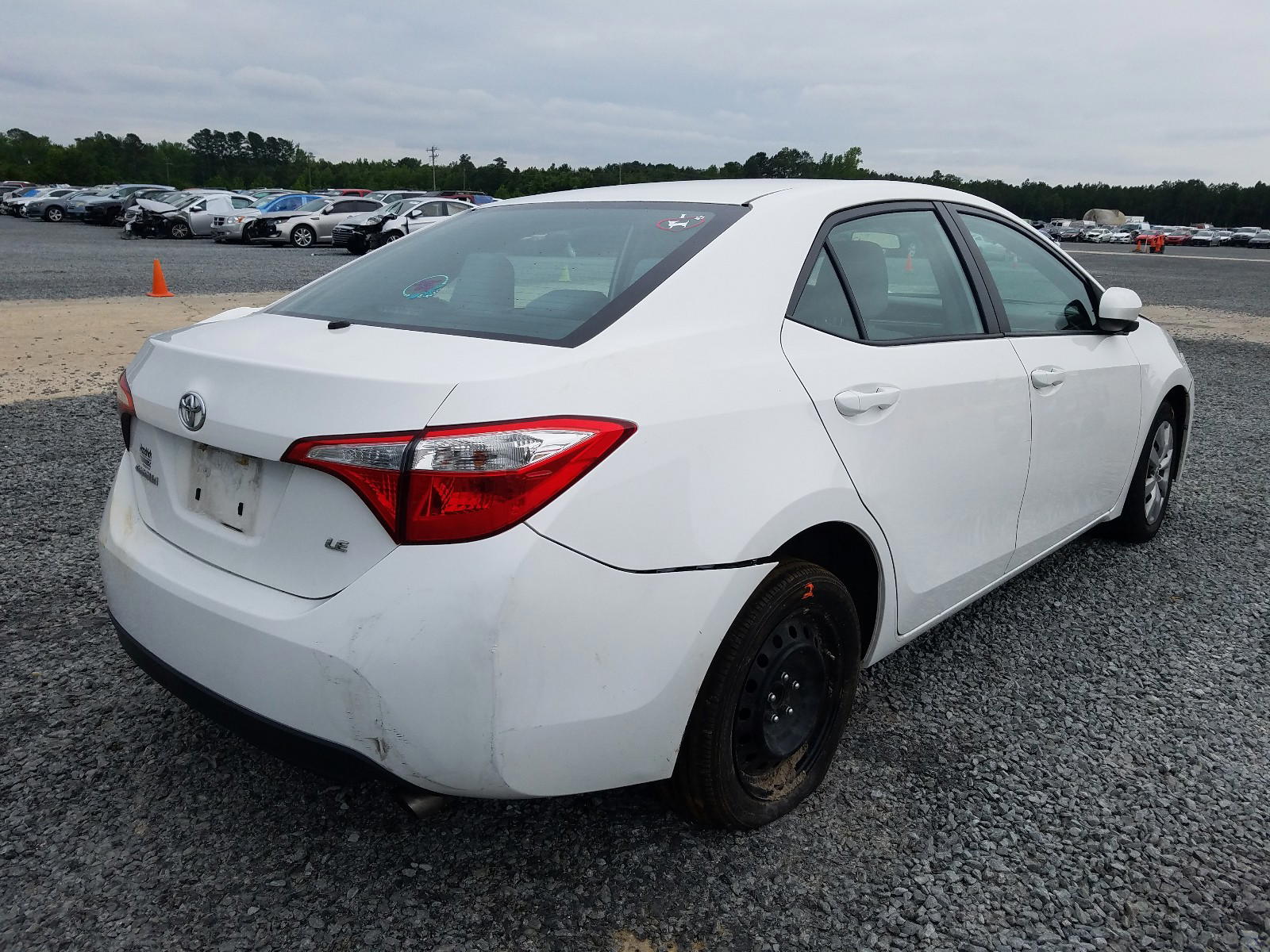Photo 4 from auction – 2015 TOYOTA COROLLA L with VIN 2T1BURHE8FC464458