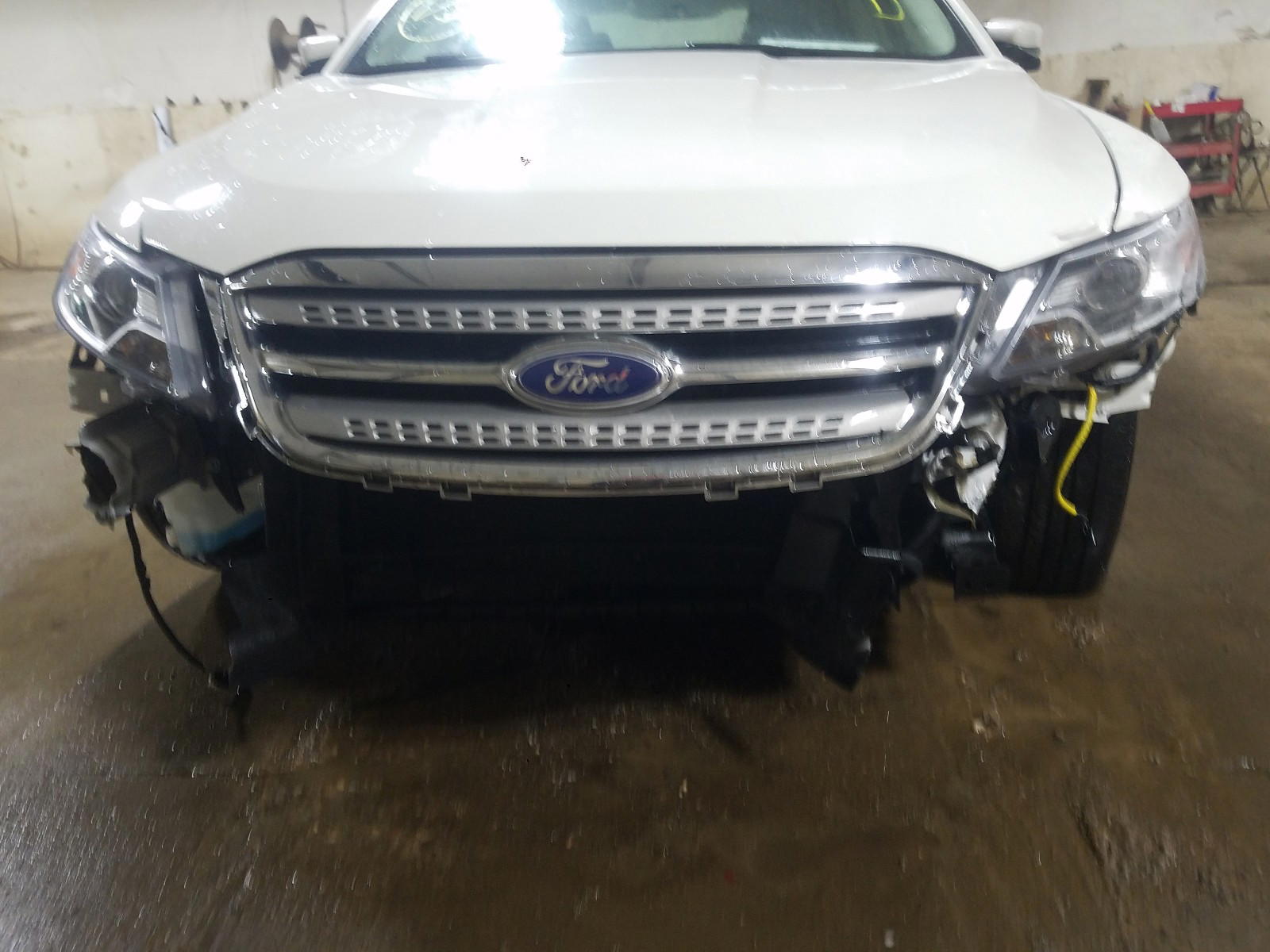 Photo 9 from auction – 2010 FORD TAURUS SEL with VIN 1FAHP2EW4AG153275