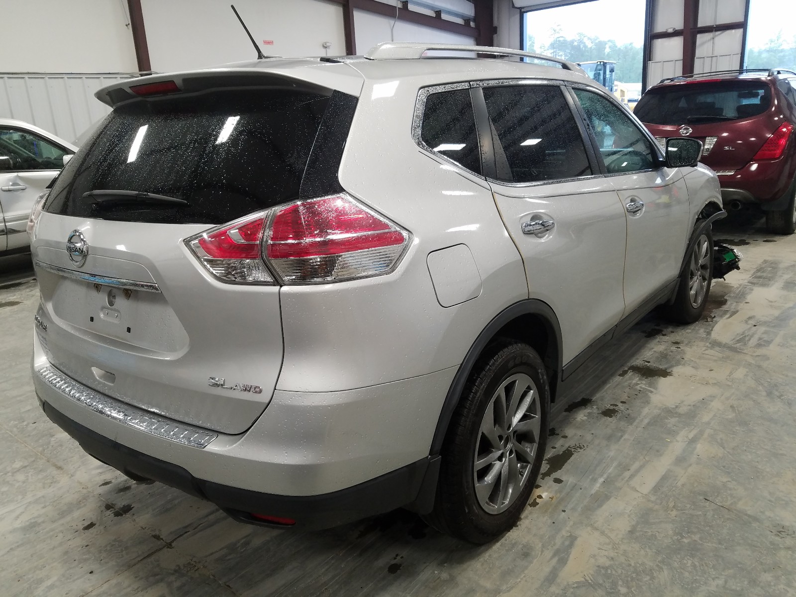 Photo 4 from auction – 2015 NISSAN ROGUE S with VIN 5N1AT2MV0FC922204