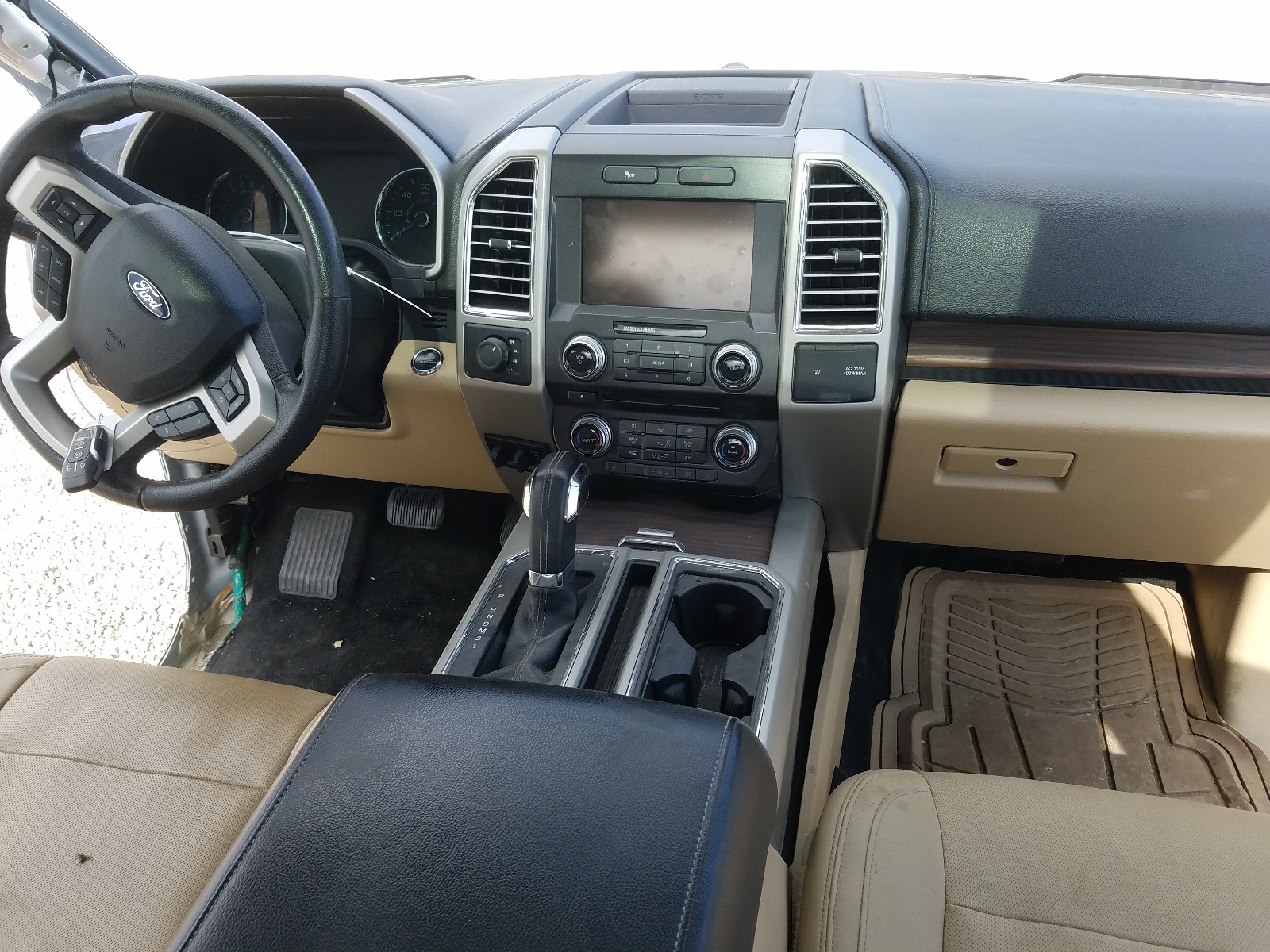 Photo 9 from auction – 2015 FORD F150 SUPER with VIN 1FTEW1EG1FFA31747