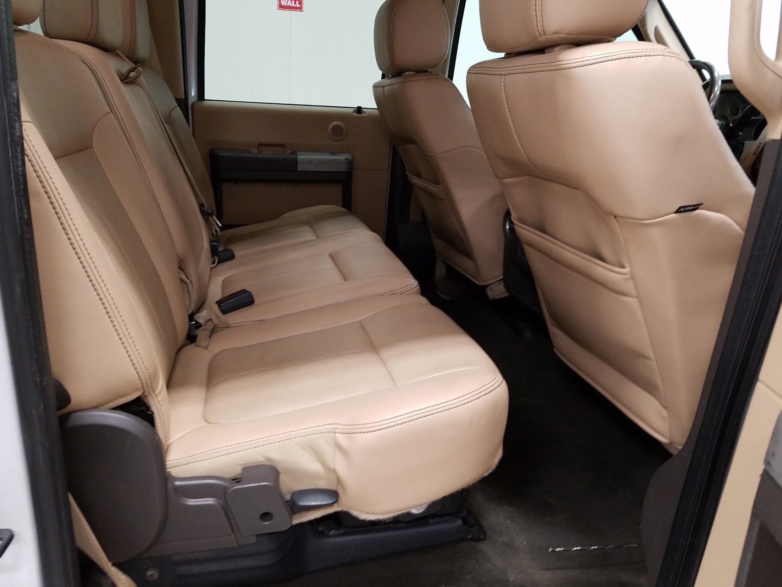Photo 6 from auction – 2015 FORD F250 SUPER with VIN 1FT7W2BT6FEB68253