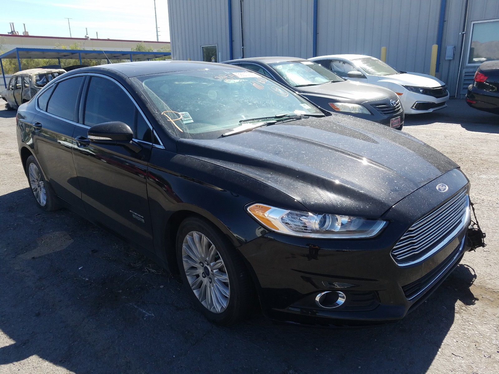 صورة رقم 1 من المزاد - 2016 FORD FUSION SE مع VIN 3FA6P0PU7GR315411