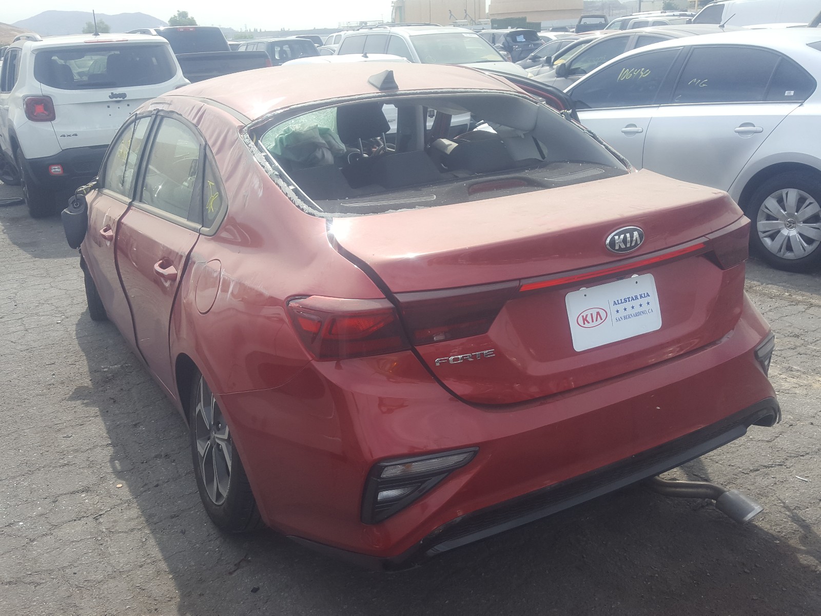 Photo 3 from auction – 2020 KIA FORTE FE with VIN 3KPF24AD7LE217215