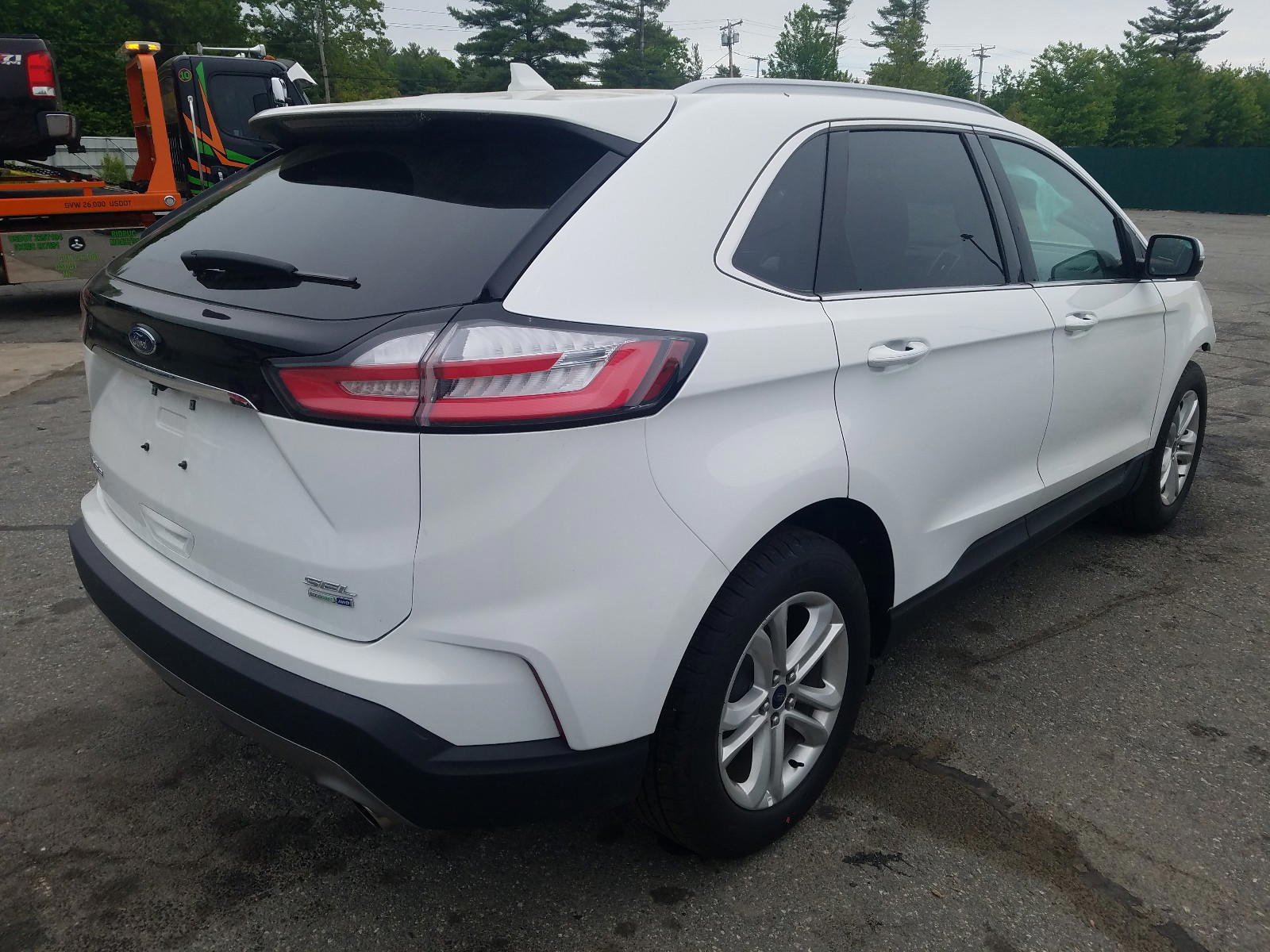 Photo 4 from auction – 2020 FORD EDGE SEL with VIN 2FMPK4J93LBA44571