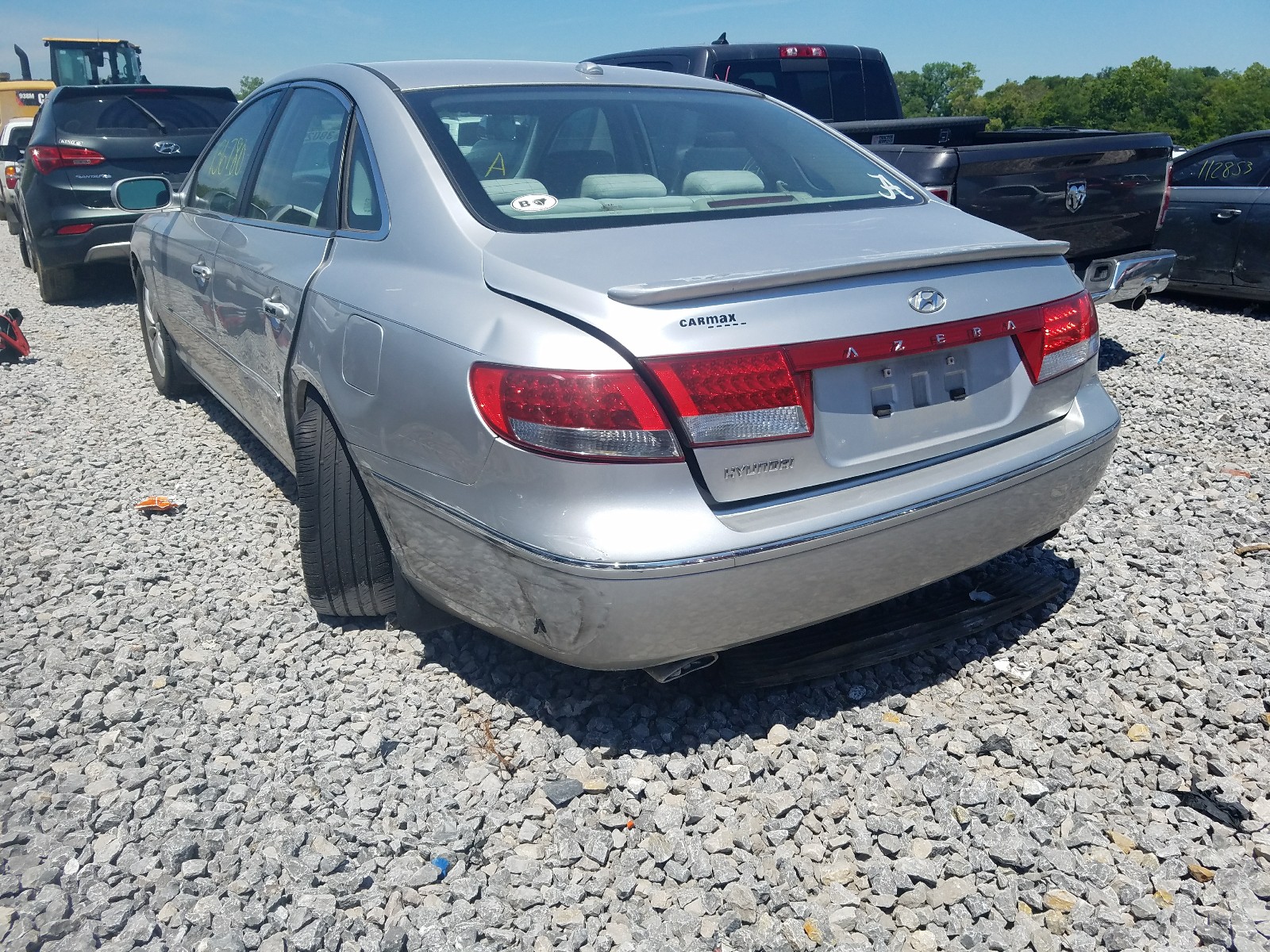 Photo 3 from auction – 2008 HYUNDAI AZERA GLS with VIN KMHFC46DX8A319362
