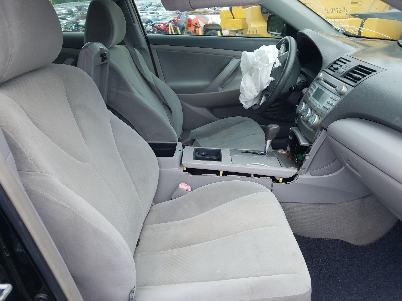 Photo 5 from auction – 2009 TOYOTA CAMRY BASE with VIN 4T4BE46K19R116745