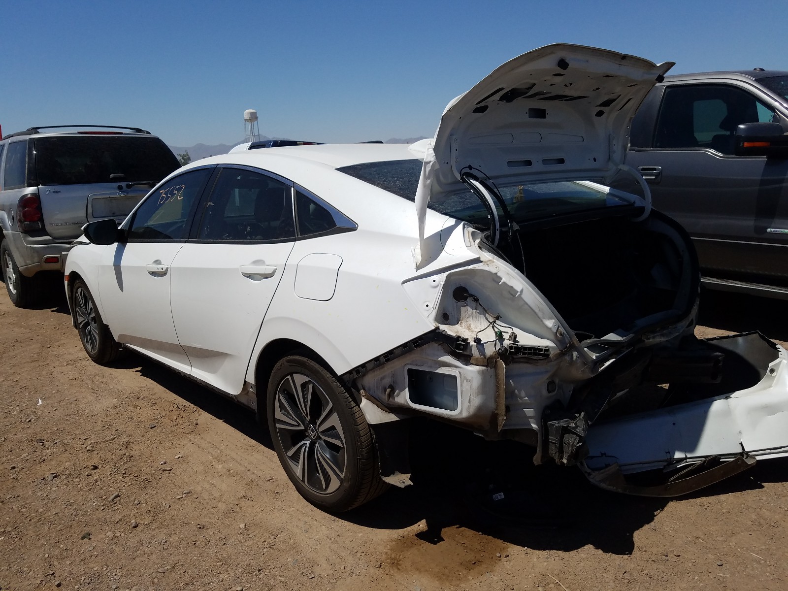 Photo 3 from auction – 2016 HONDA CIVIC EX with VIN 19XFC1F35GE017662