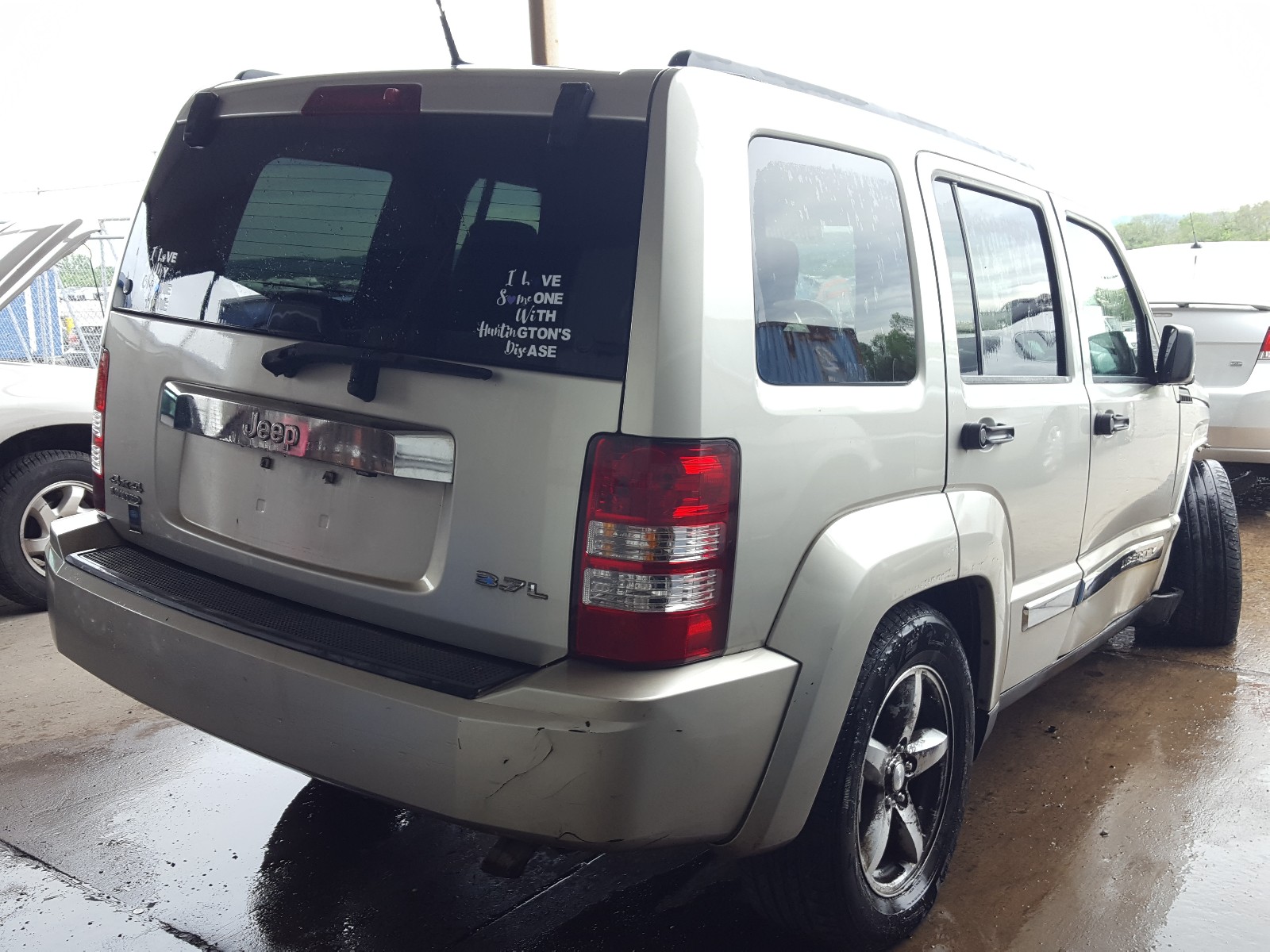 Photo 4 from auction – 2008 JEEP LIBERTY LI with VIN 1J8GN58K88W232155