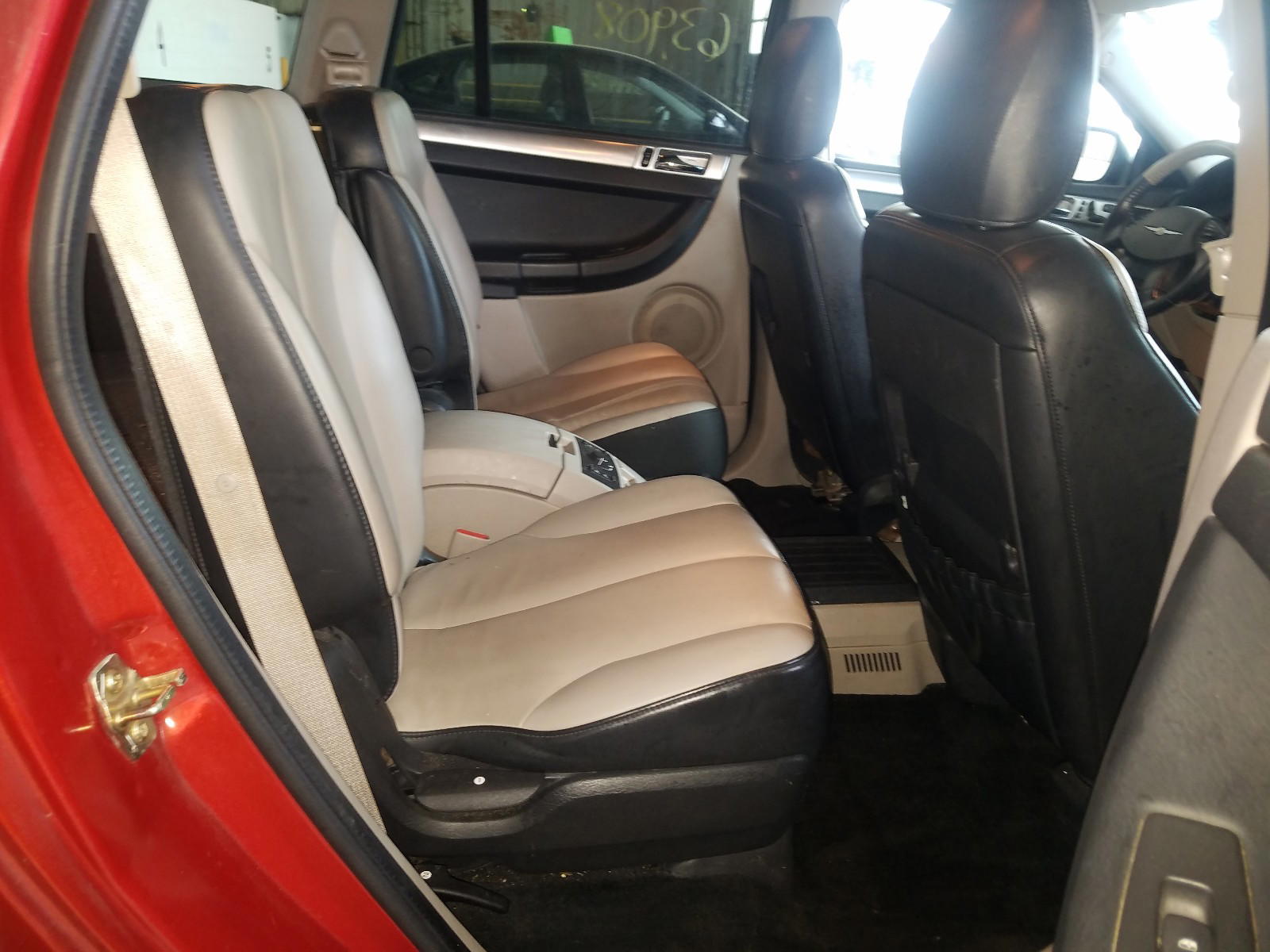 Photo 6 from auction – 2006 CHRYSLER PACIFICA T with VIN 2A8GF68496R679037