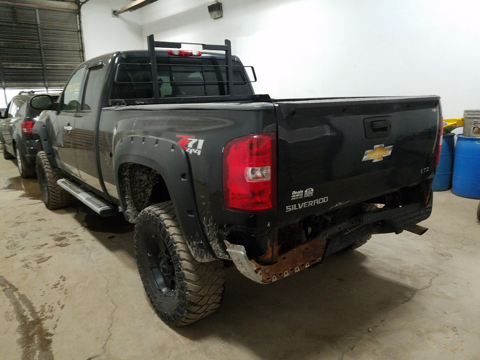 Photo 3 from auction – 2007 CHEVROLET SILVERADO with VIN 1GCFK19Y47Z552013