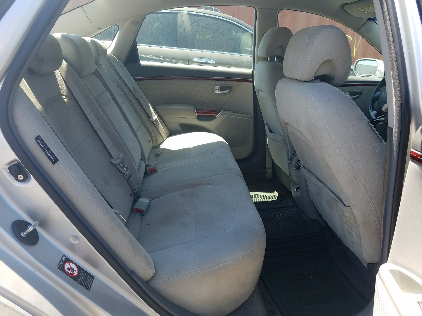 Photo 6 from auction – 2008 HYUNDAI AZERA GLS with VIN KMHFC46DX8A319362