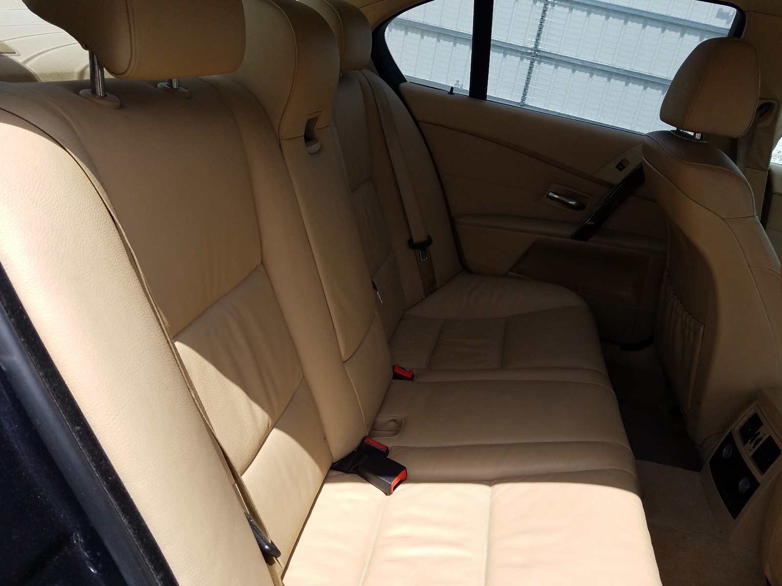 Photo 6 from auction – 2006 BMW 530 I with VIN WBANE735X6CM42442
