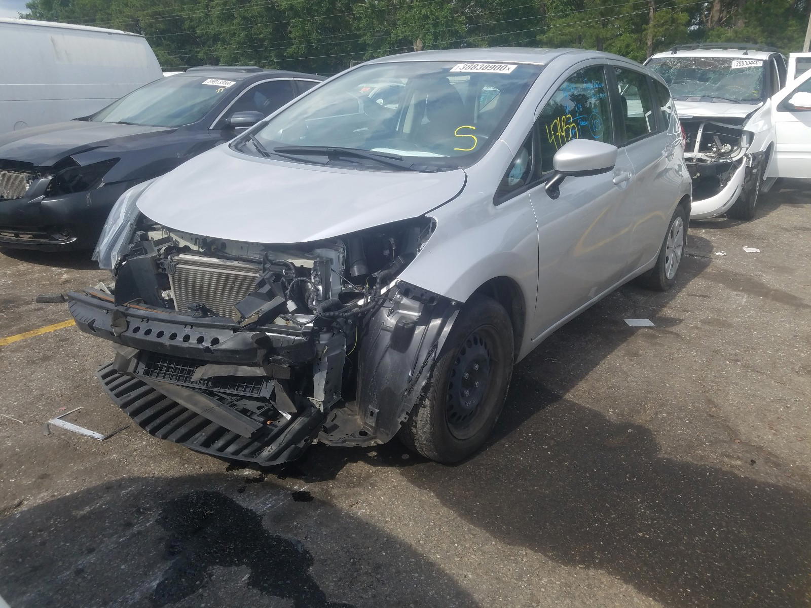 Photo 2 from auction – 2017 NISSAN VERSA NOTE with VIN 3N1CE2CP2HL367356