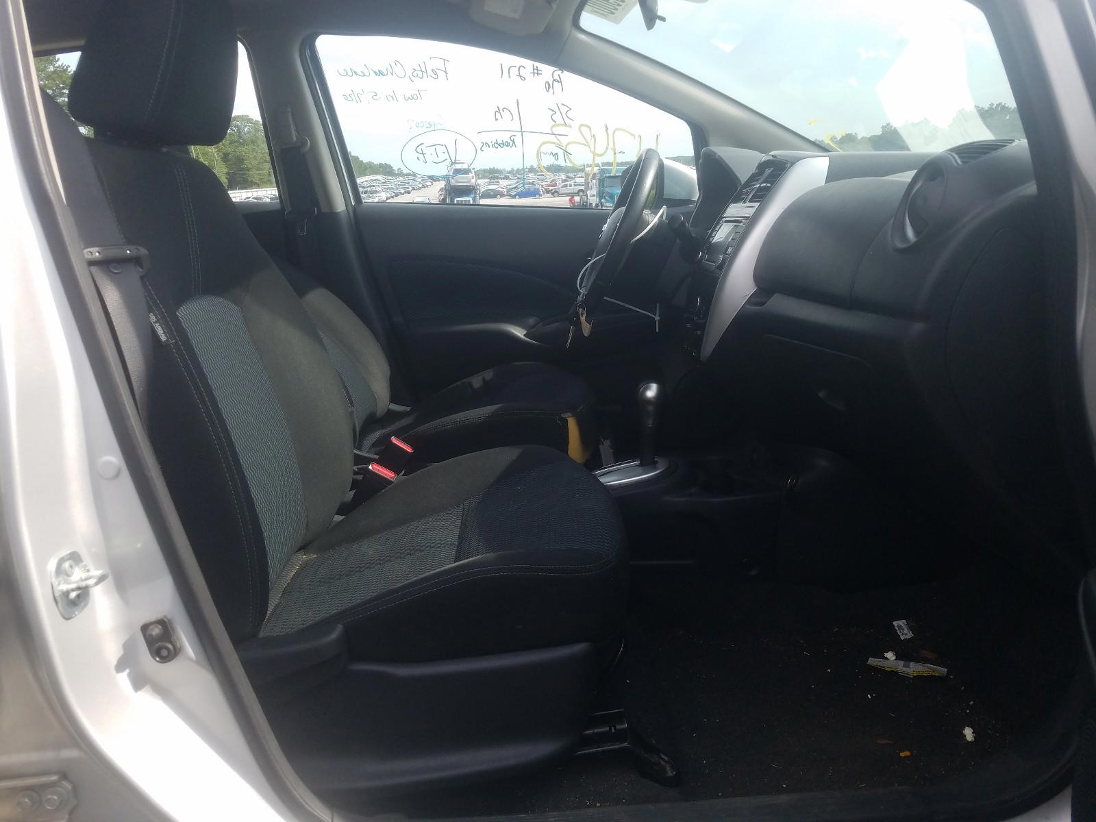 Photo 5 from auction – 2017 NISSAN VERSA NOTE with VIN 3N1CE2CP2HL367356