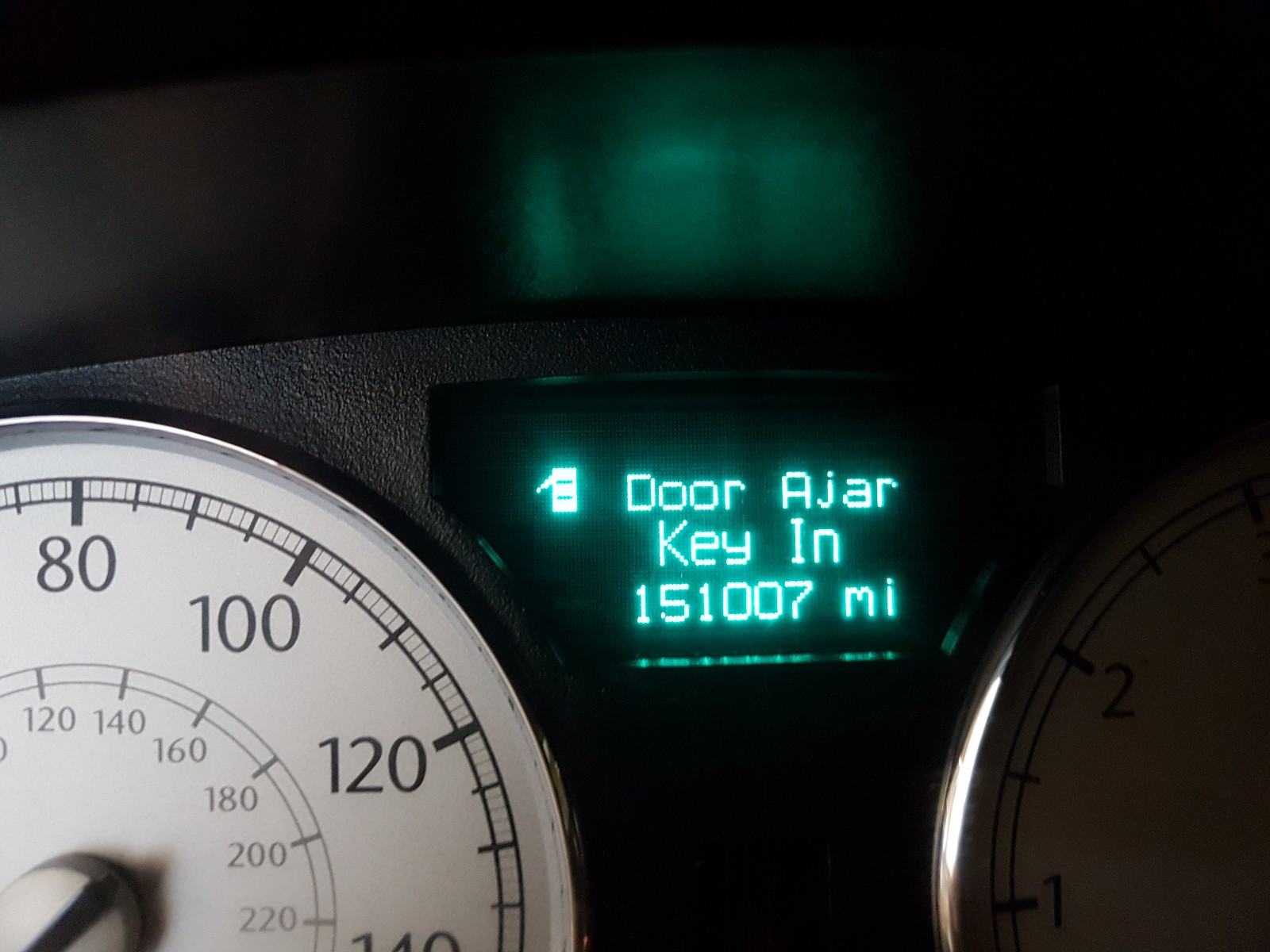 Photo 8 from auction – 2005 CHRYSLER 300C with VIN 2C3AK63H85H639107